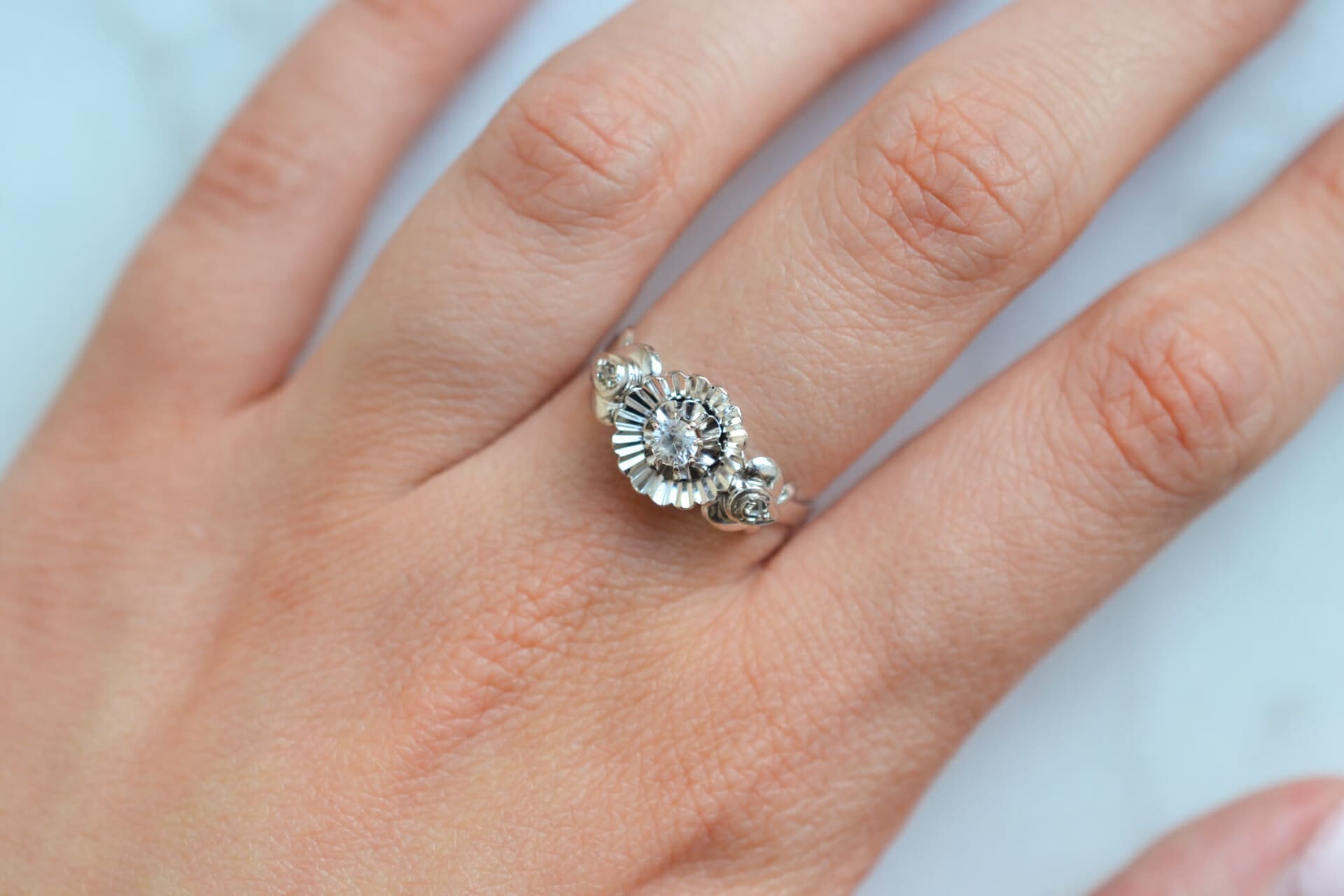 Bague Art Déco Or blanc Oxyde et Diamants