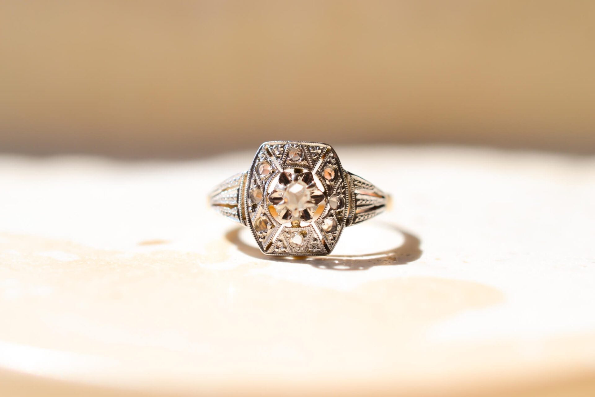 Bague Art Déco géométrique Diamants