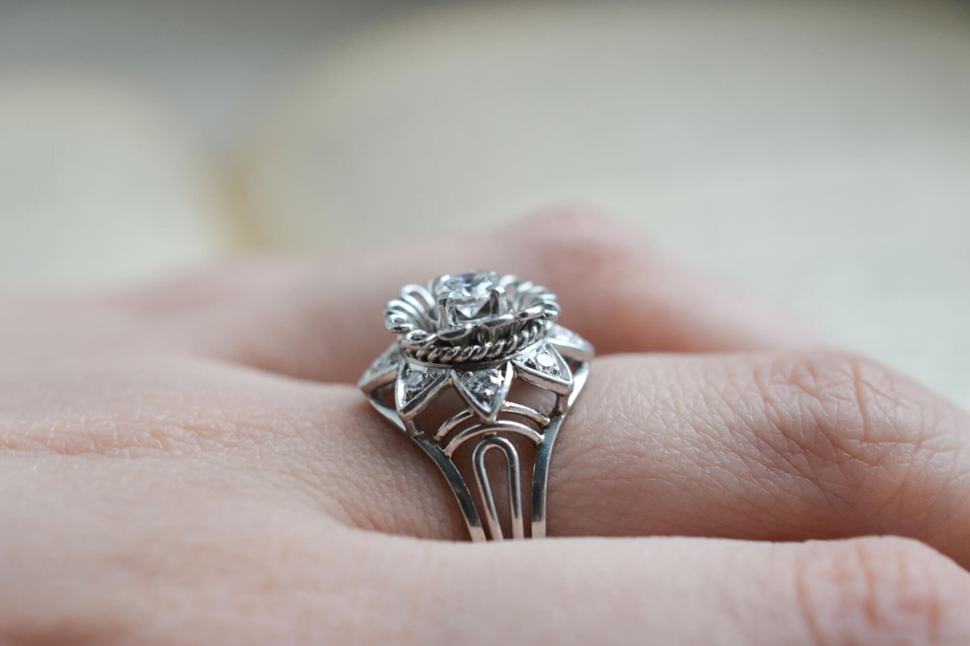 Bague Marguerite Or blanc Diamants