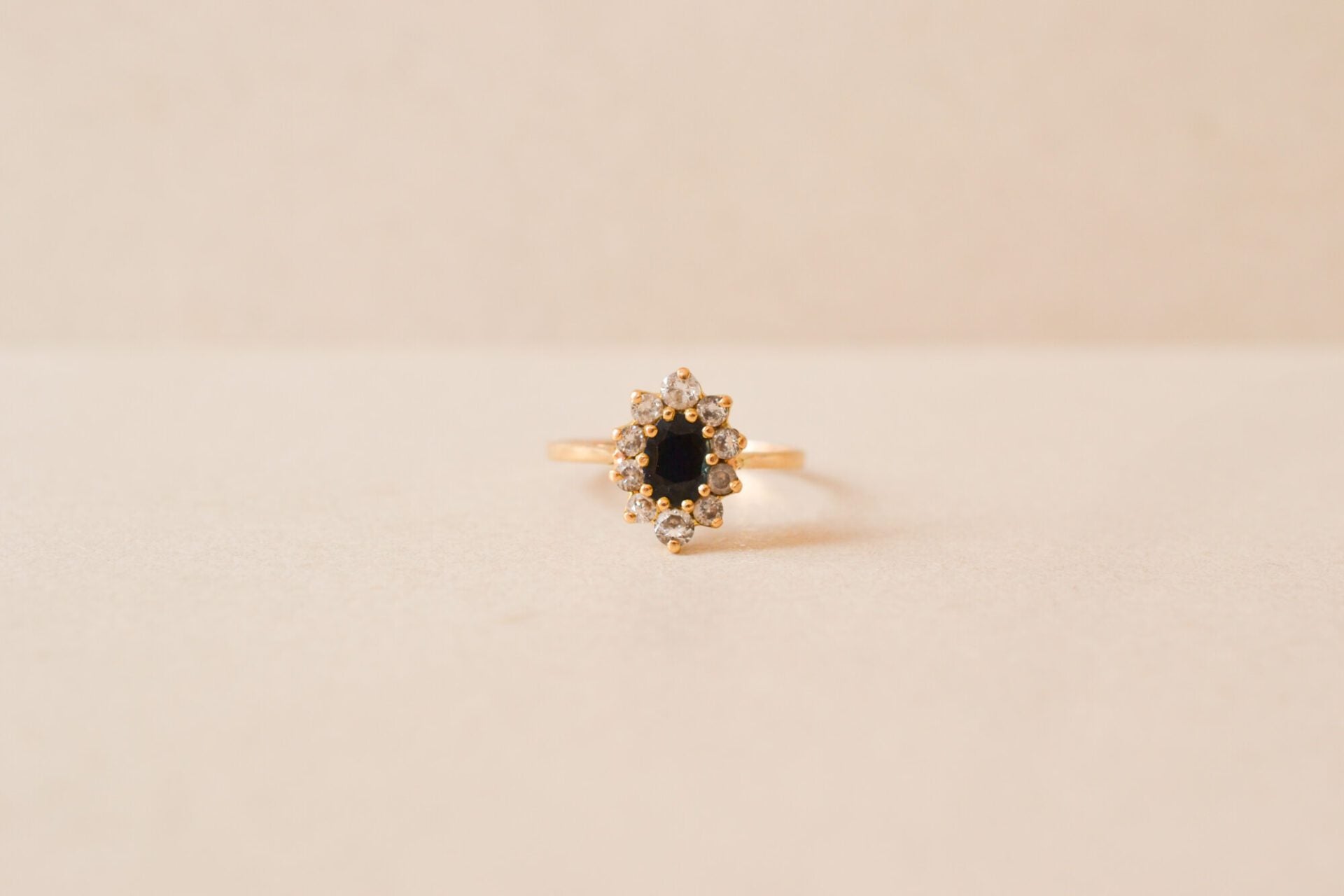 Bague Marguerite Or Jaune Saphir