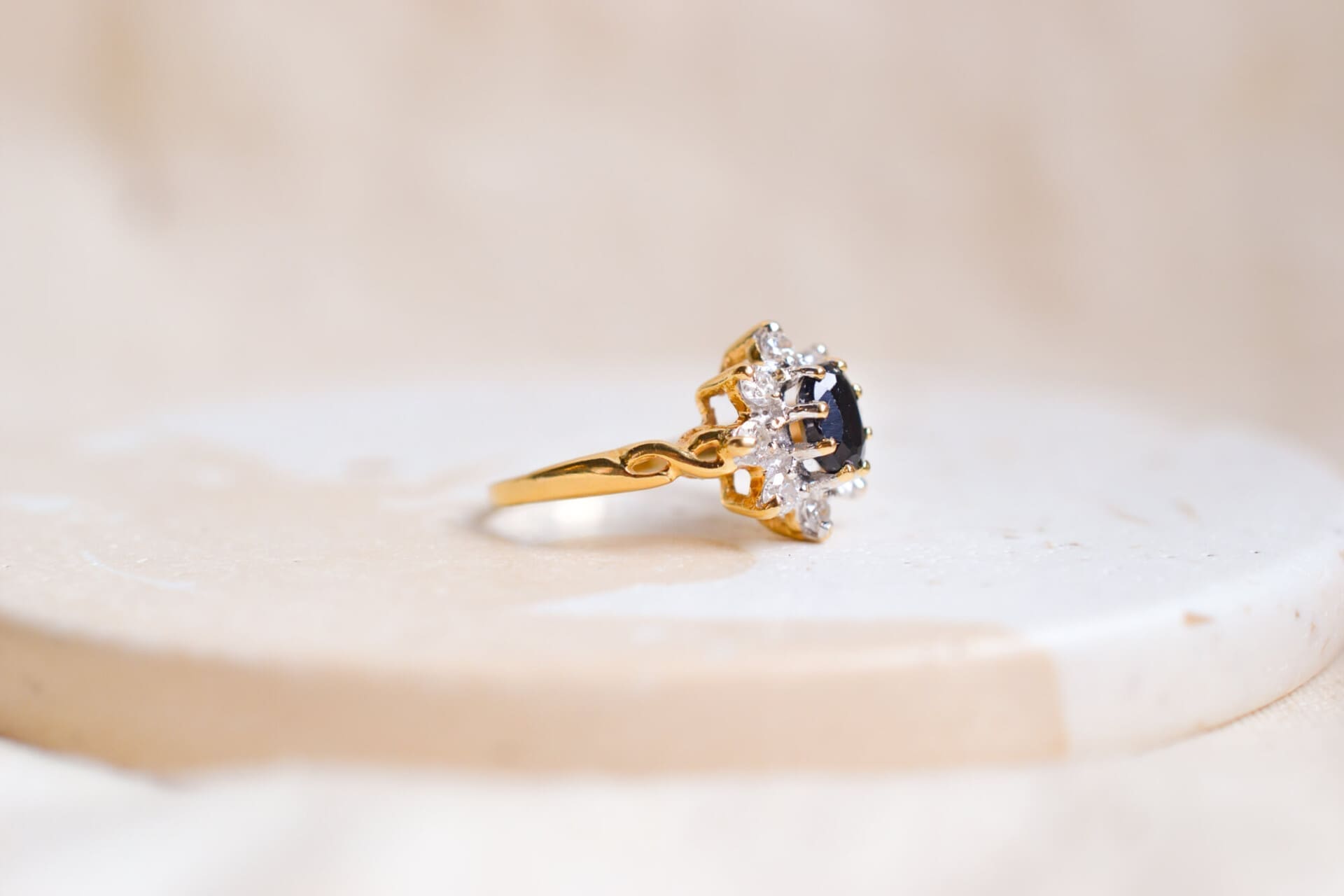Marguerite Saphir et Diamants