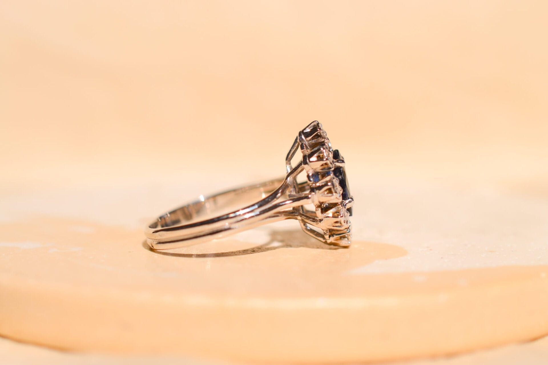 Bague Navette Saphir Diamants