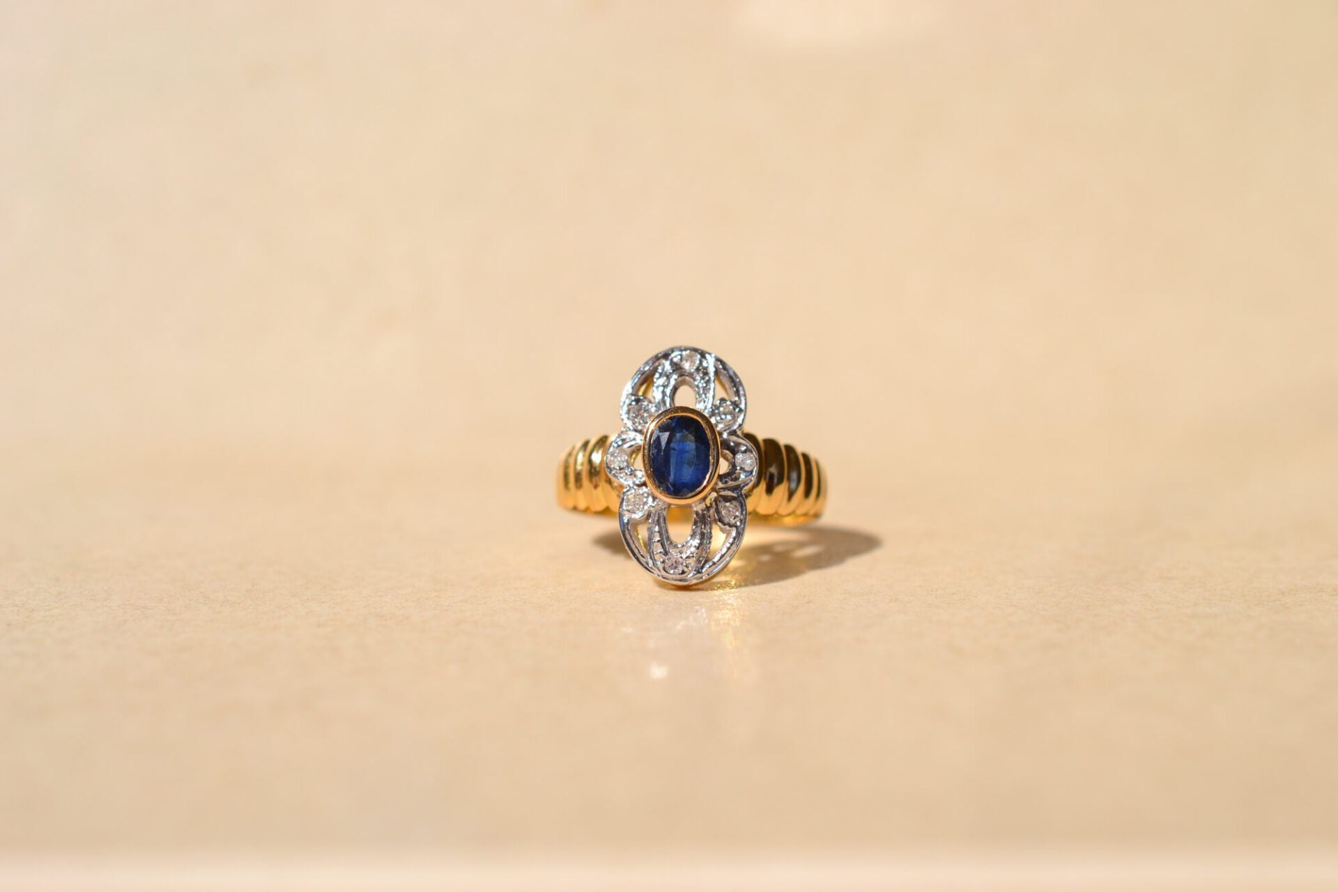 Bague Marquise Saphir Verneuil et Diamants