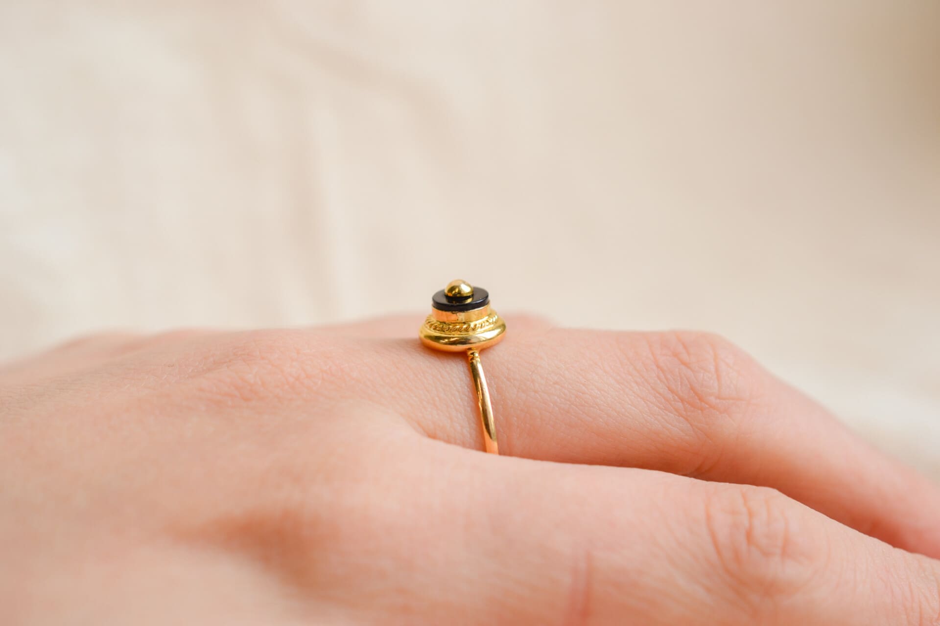 Bague Onyx décor torsadé