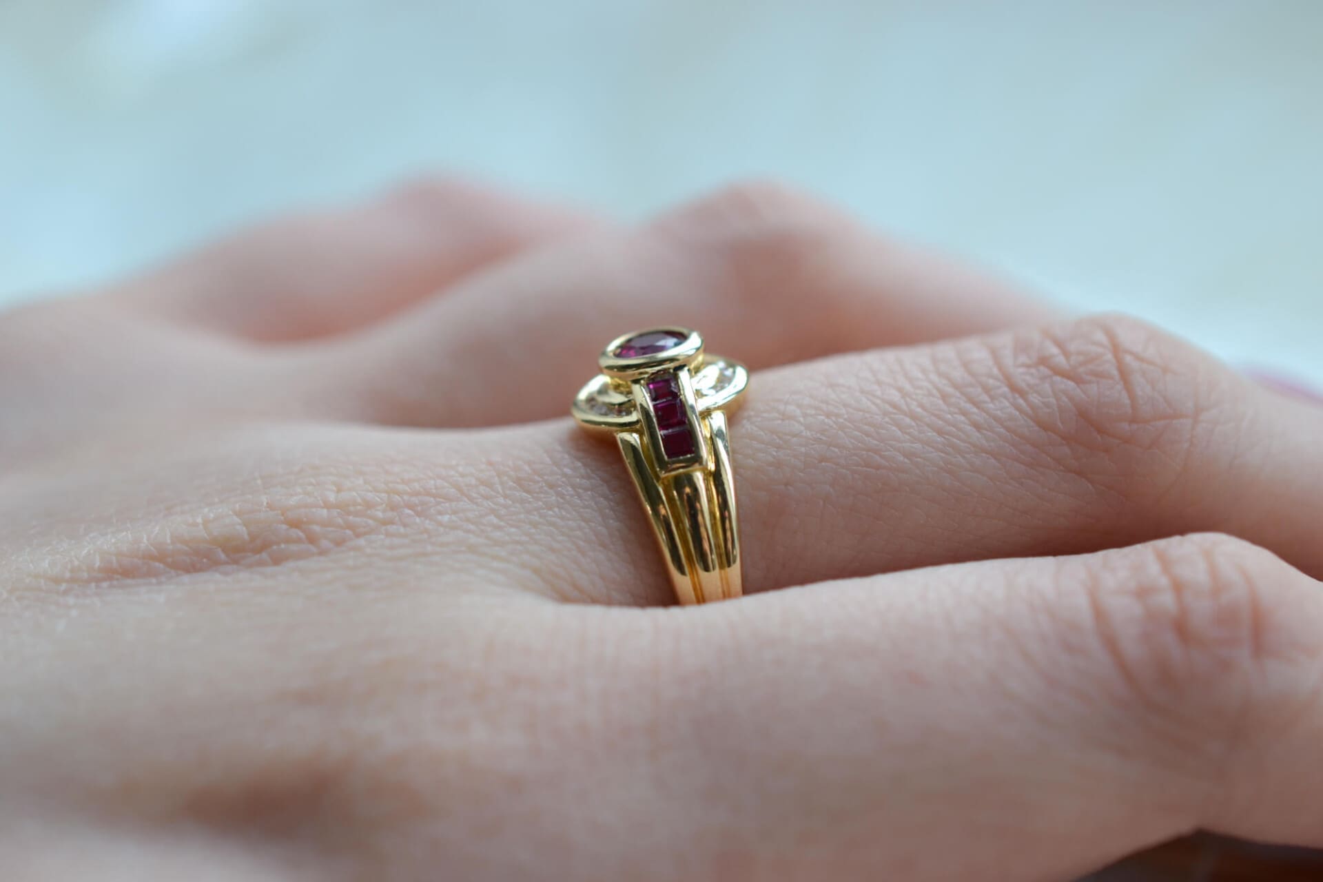 Bague Rubis oval et Diamants