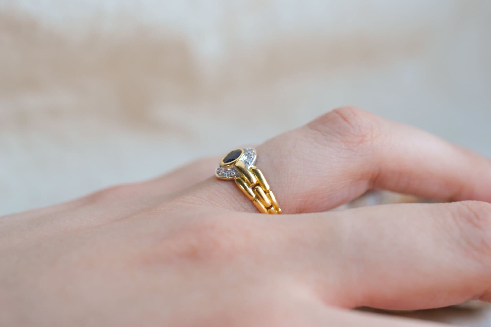 Bague Saphir et Diamants monture maillons