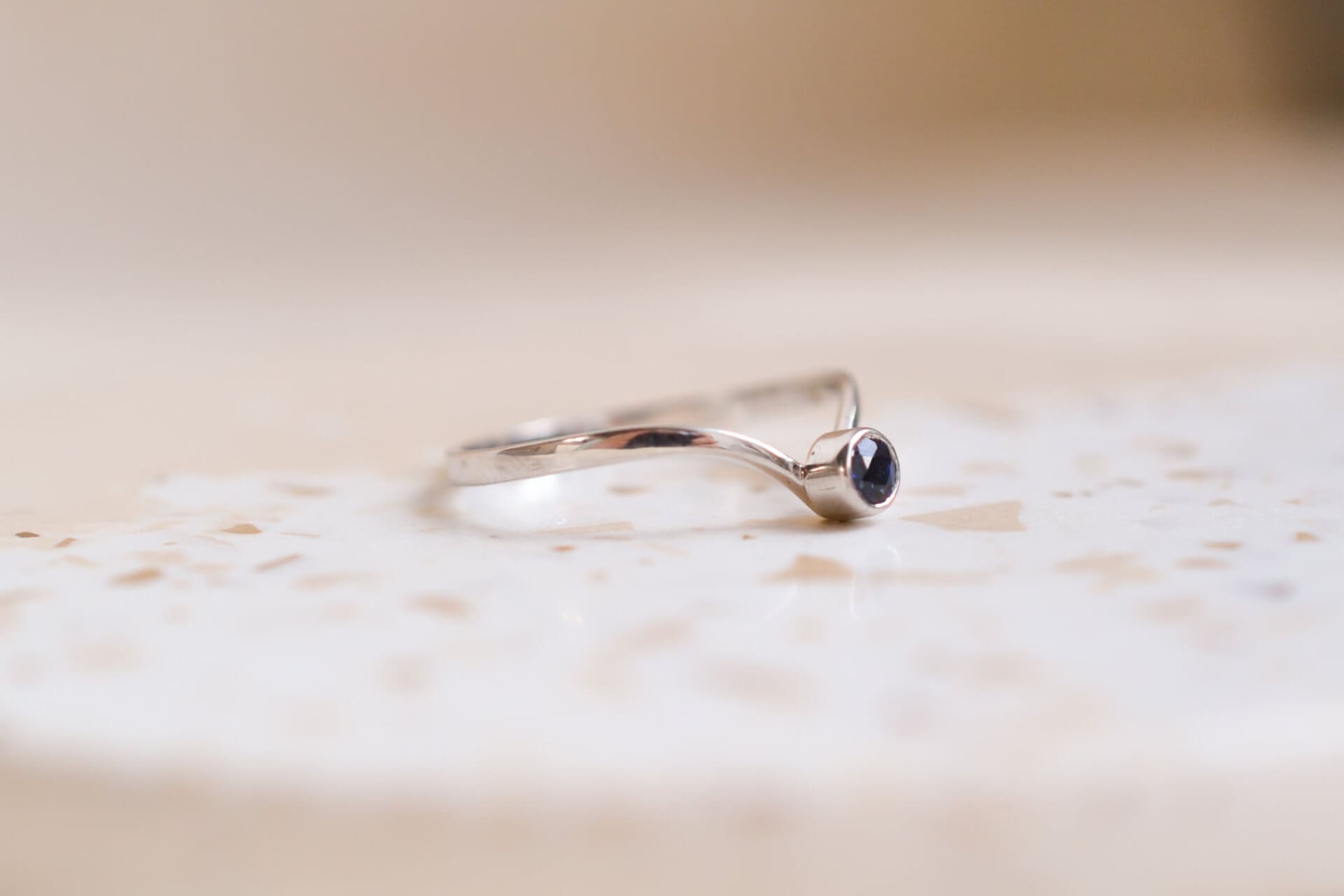 Bague Solitaire pierre bleue
