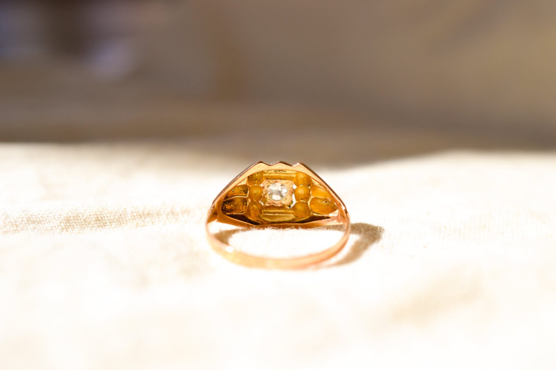 Bague Art Déco Oxyde serti griffes