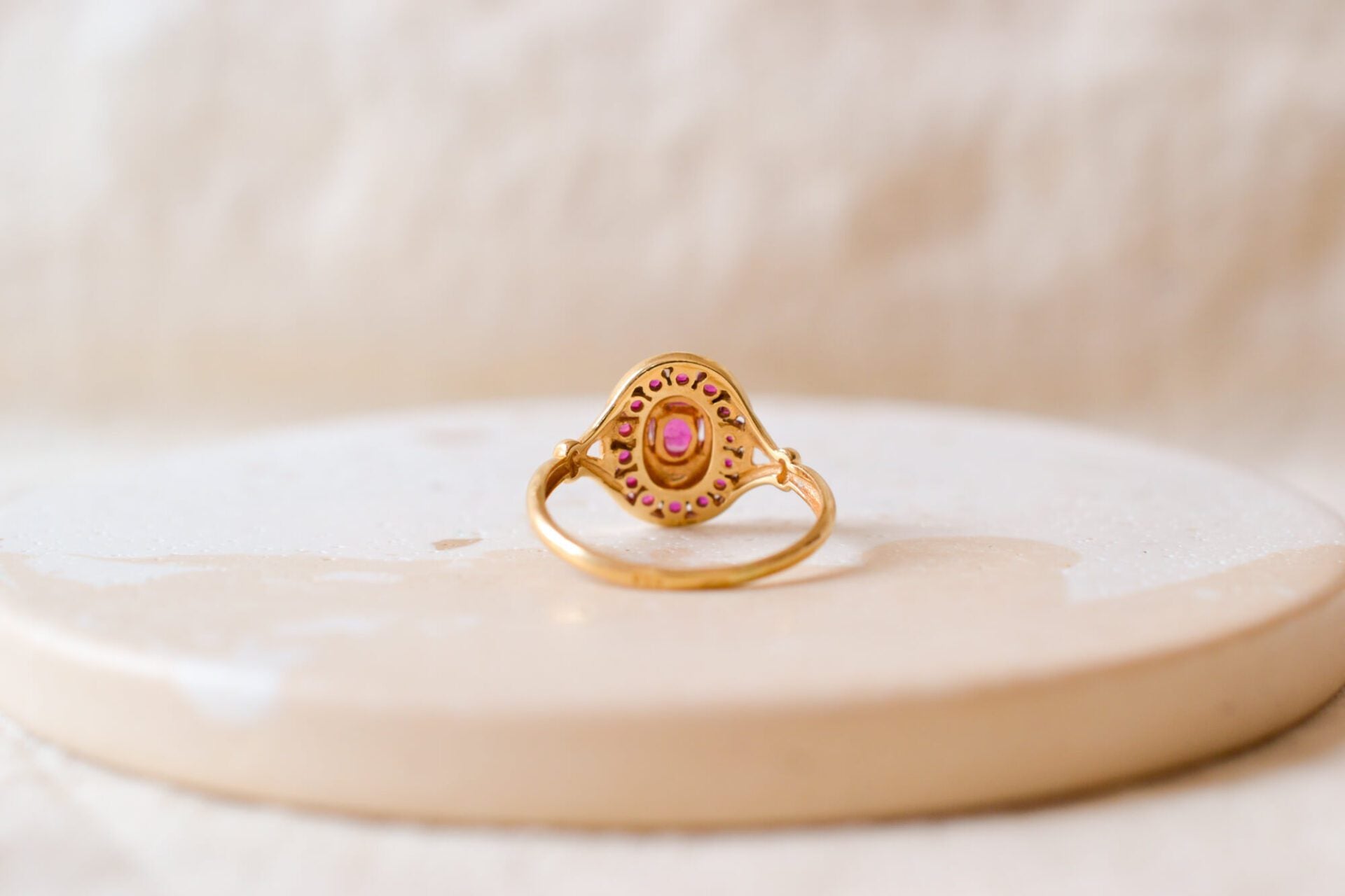Bague ovale Rubis de synthèse 2 Ors
