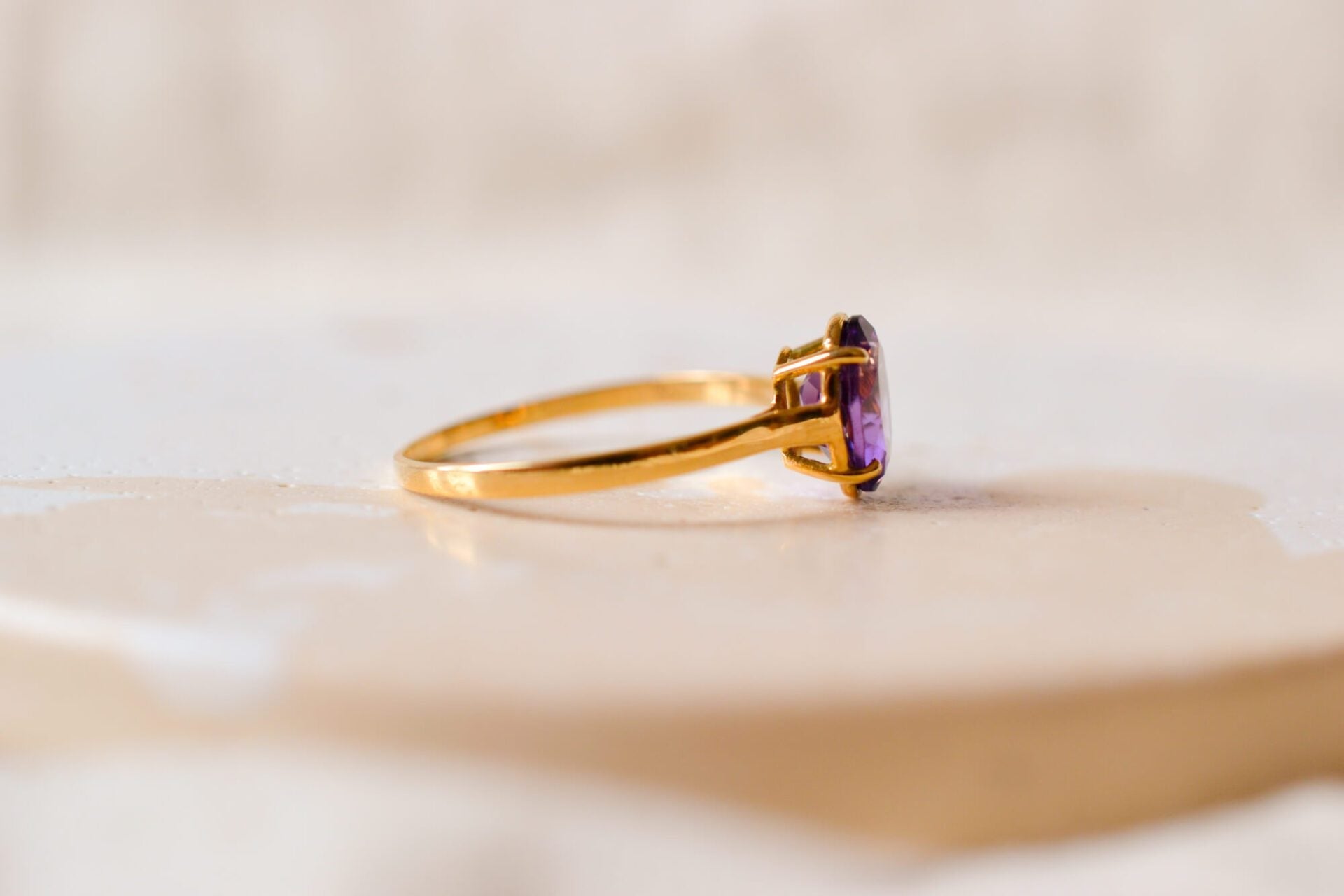 Bague Améthyste solitaire