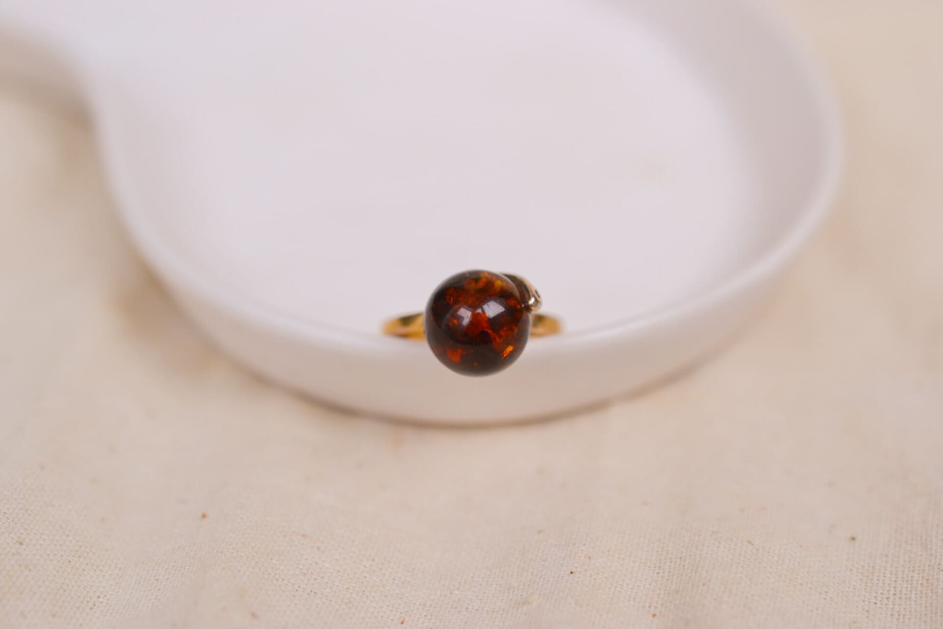 Bague boule Ambre Or jaune