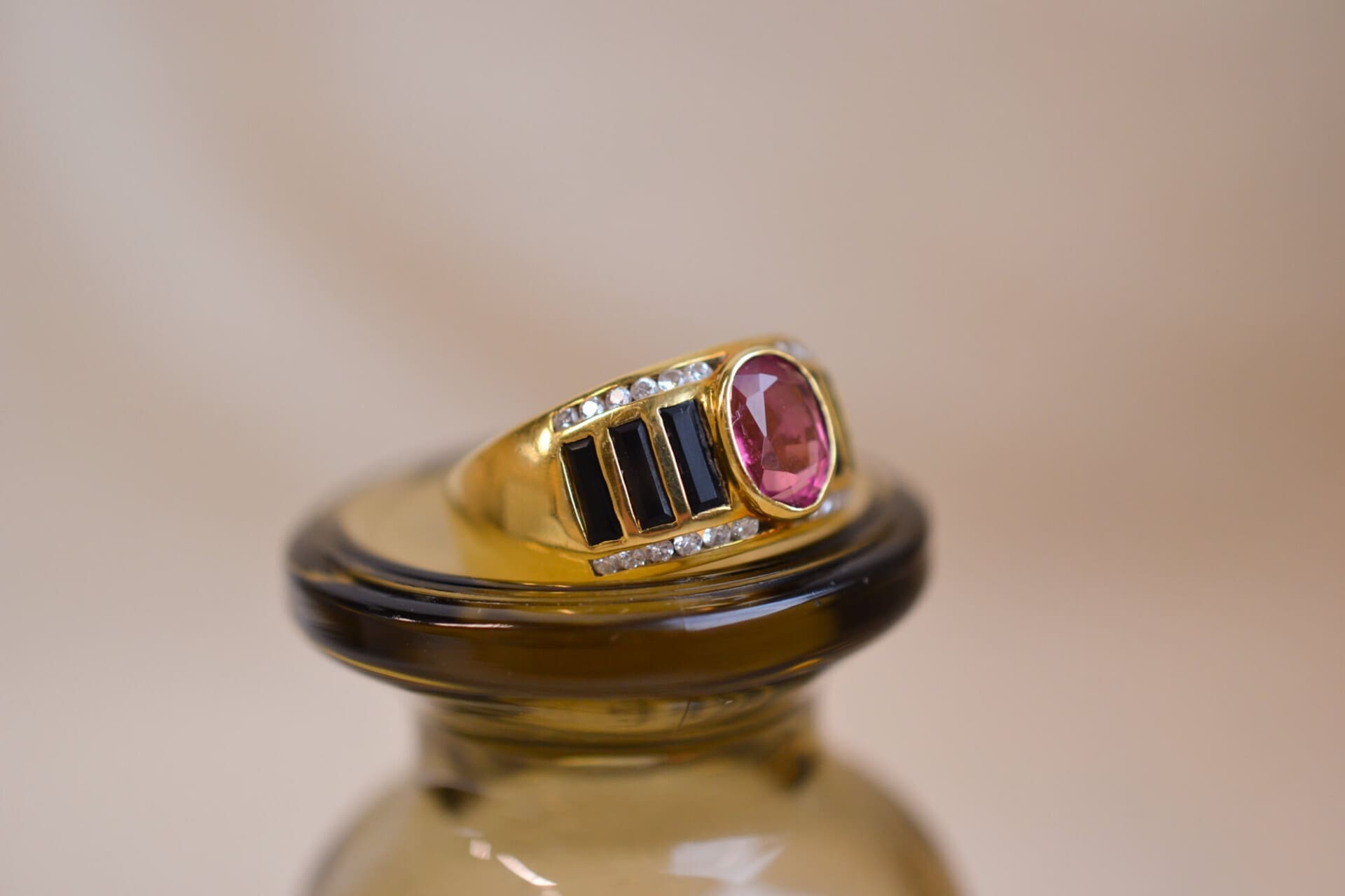 Bague bandeau Tourmaline, Onyx et Diamants