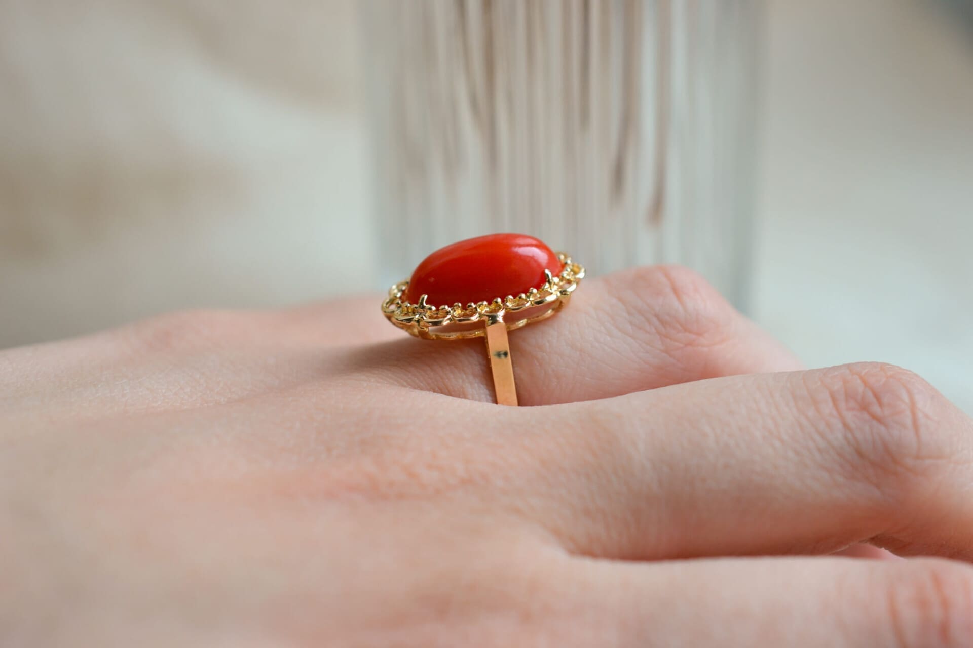 Bague cabochon Corail oval