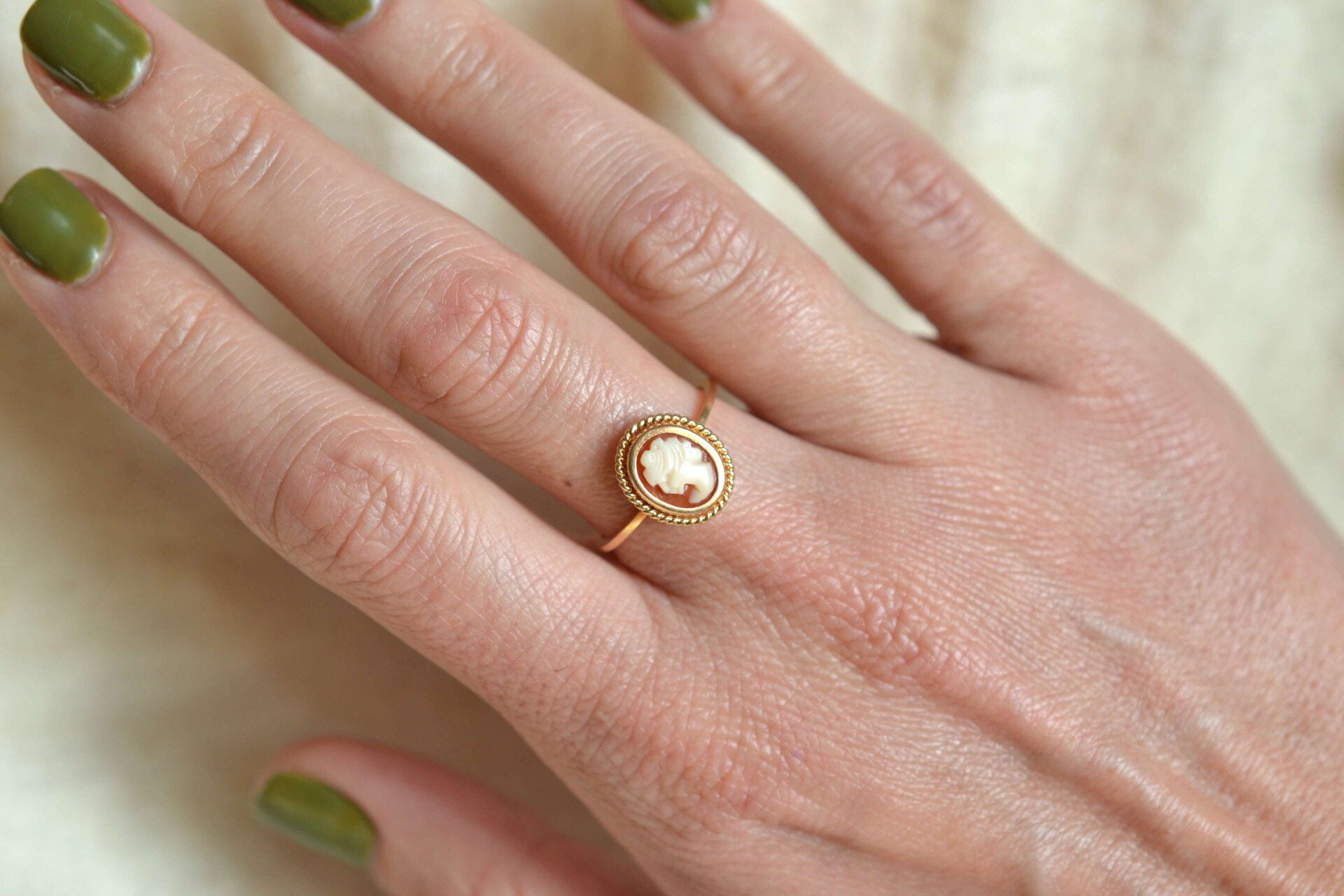 Bague Camée décor corde
