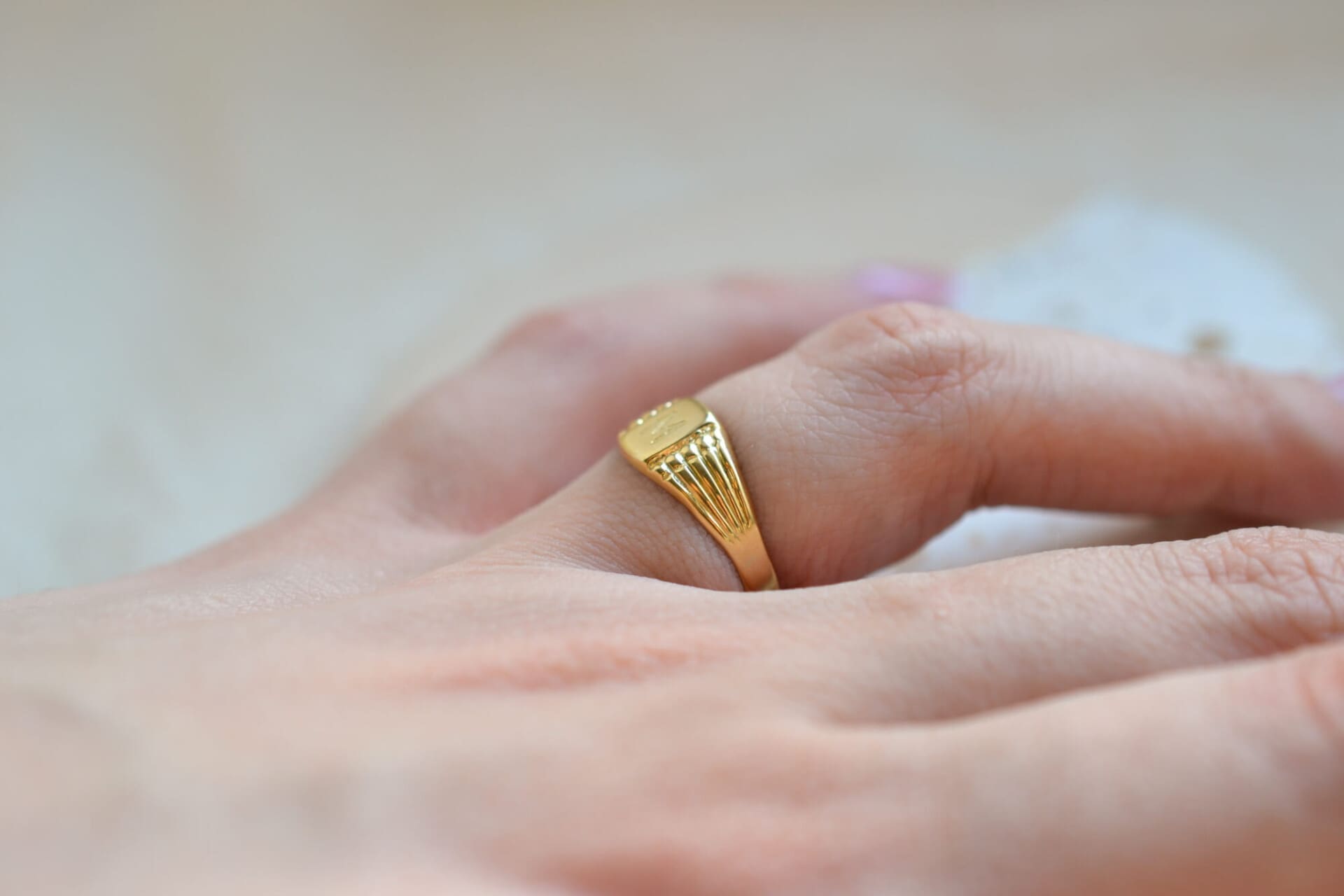Bague chevalière "M"