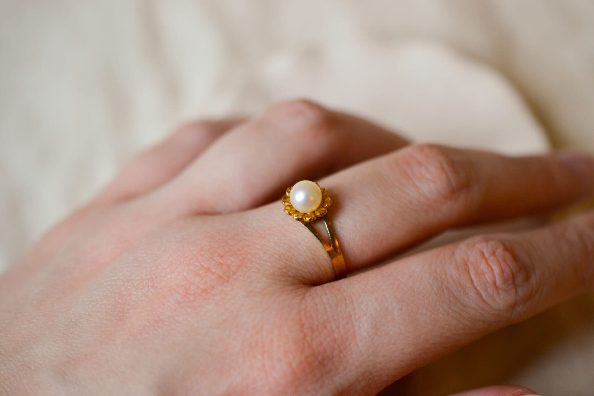Bague fleur Perle