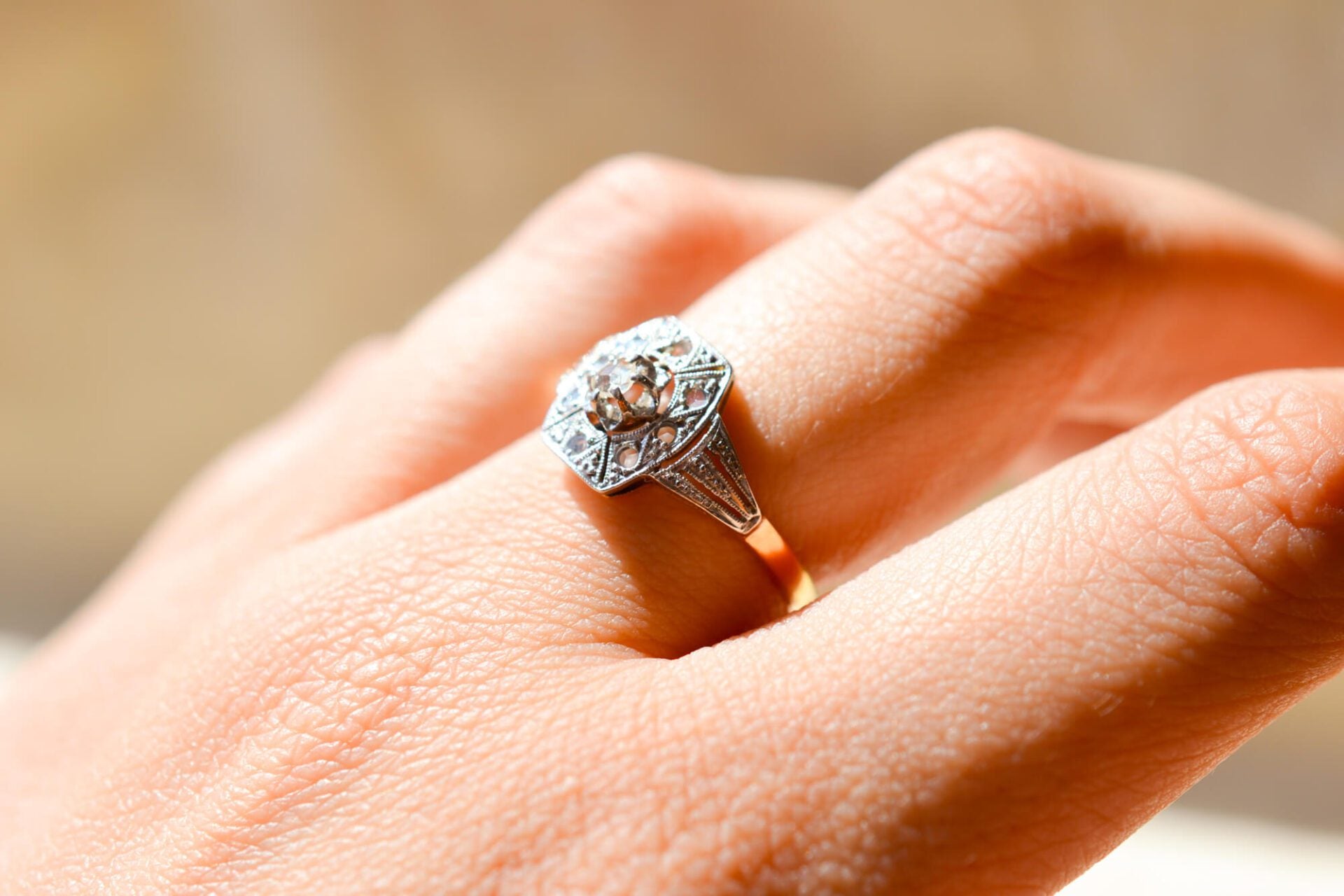 Bague Art Déco géométrique Diamants