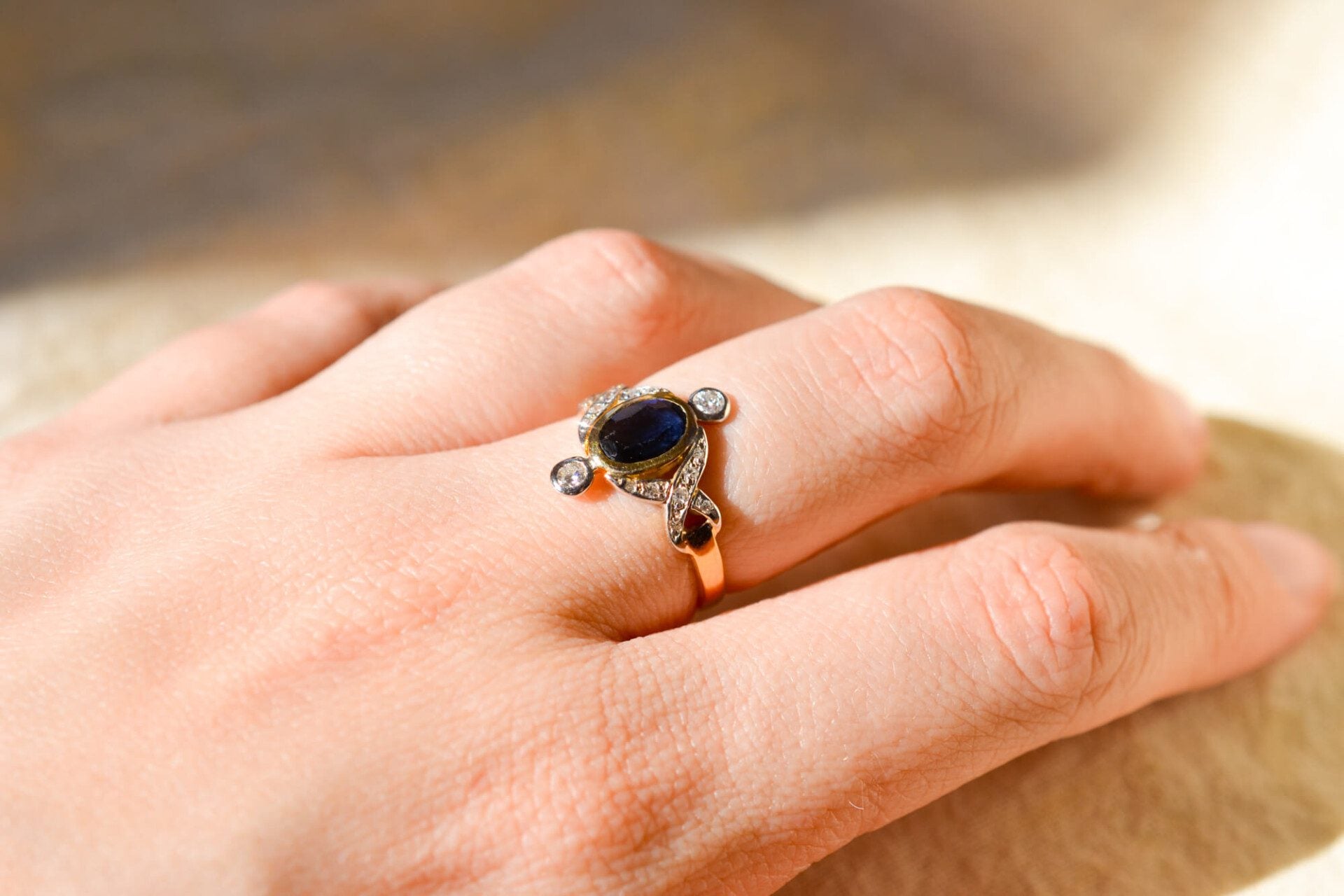 Bague 2 Ors Saphir torsade Diamants
