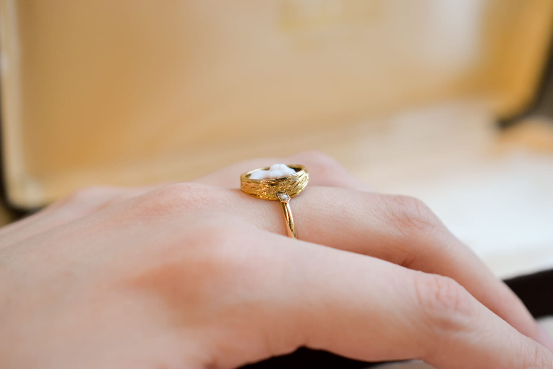 Bague Camée Perles