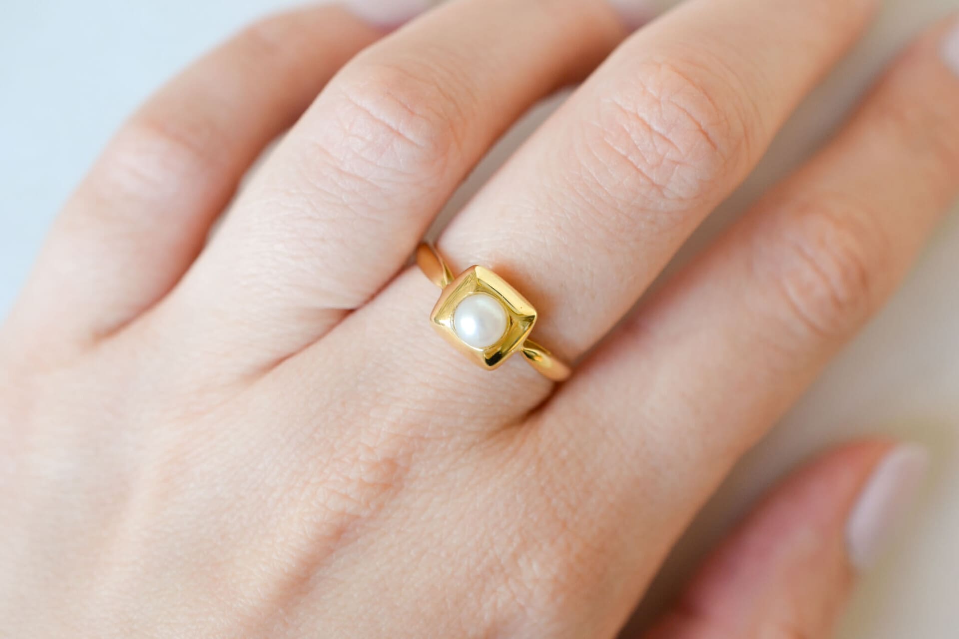 Bague carrée Perle