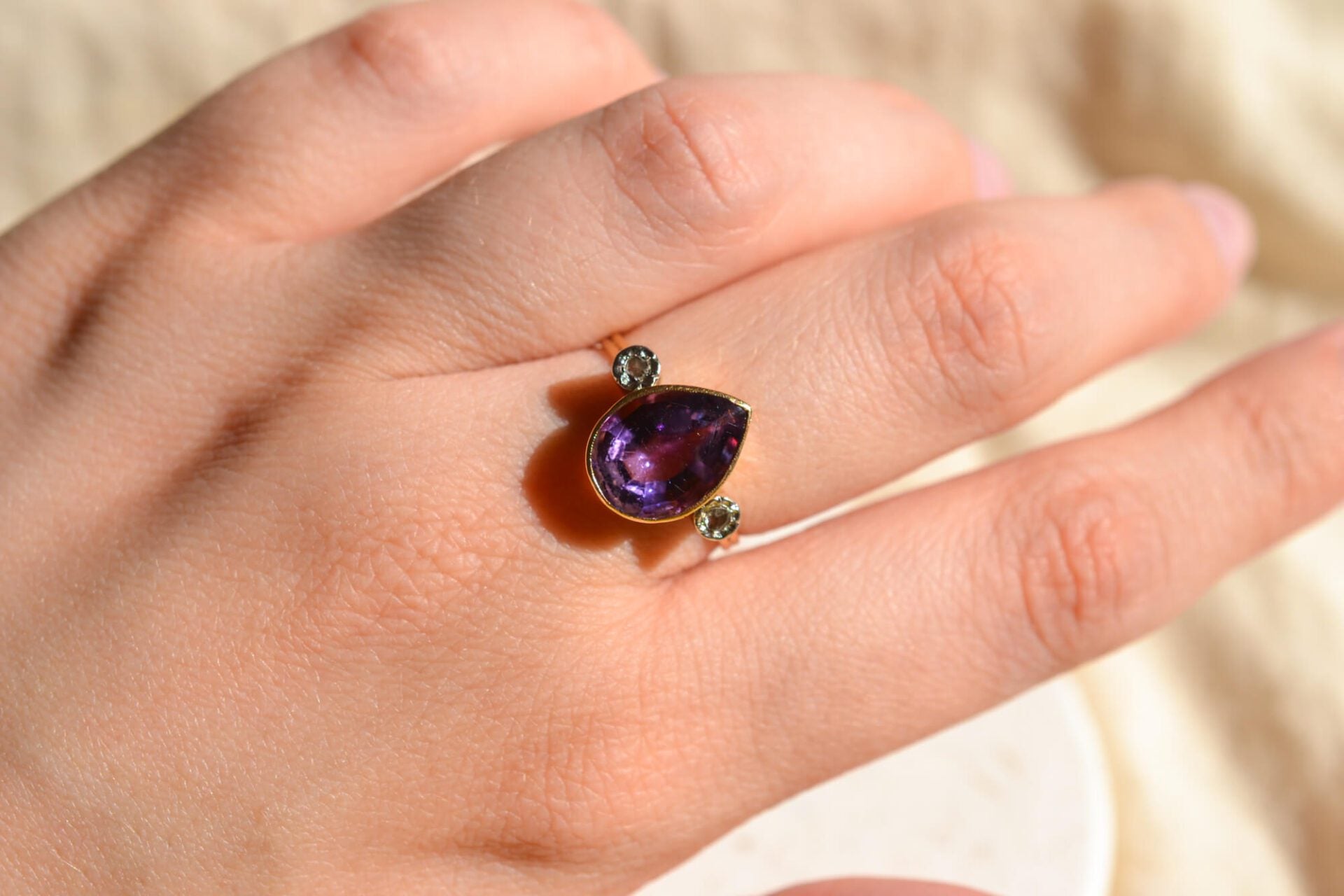 Bague Améthyste taille poire Diamants