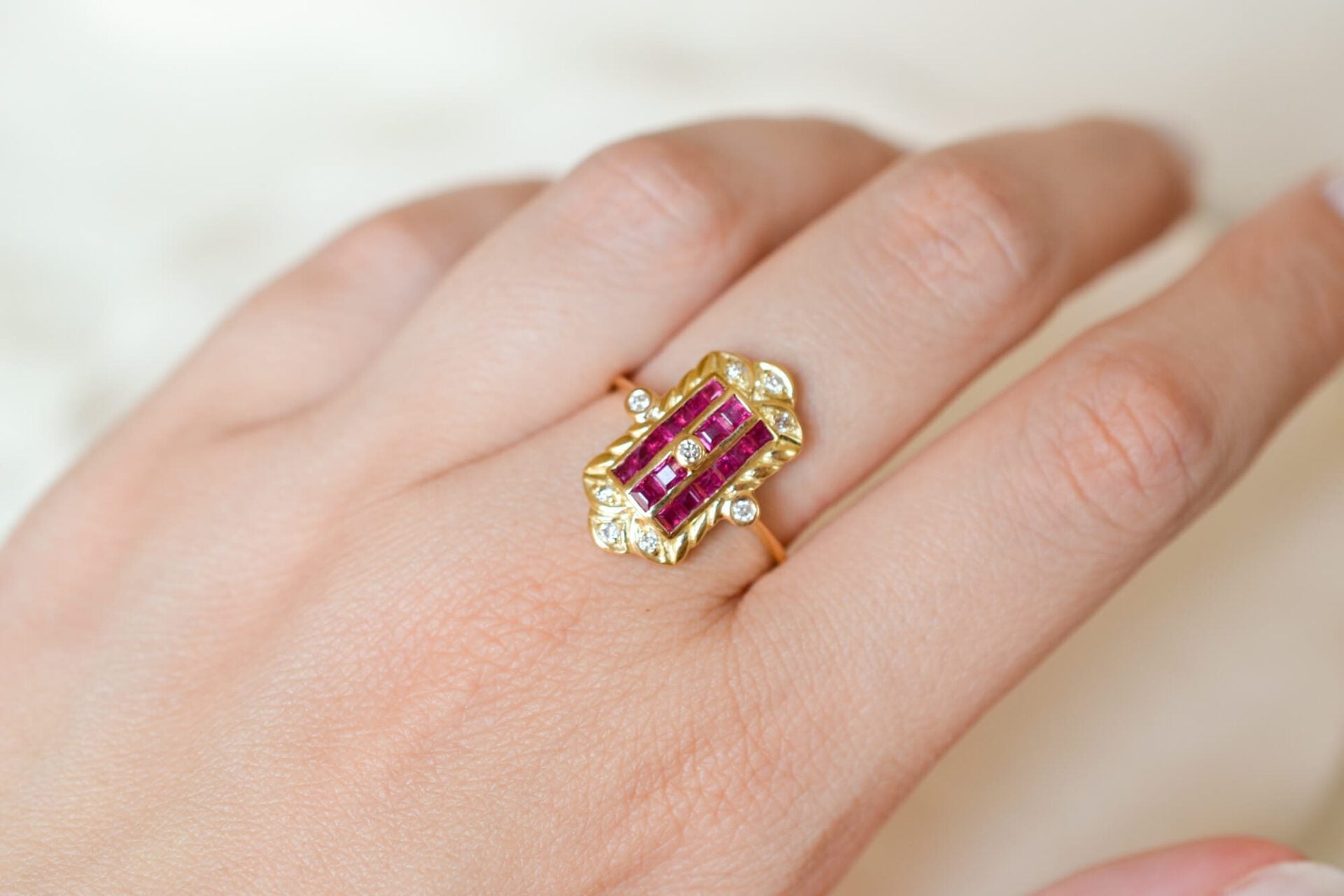 Bague Art Déco Rubis et Diamants