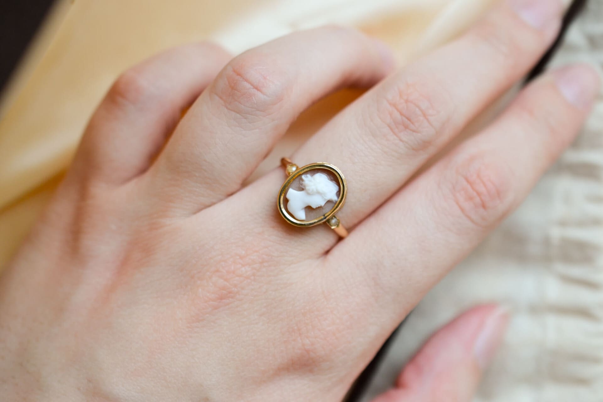 Bague Camée Perles