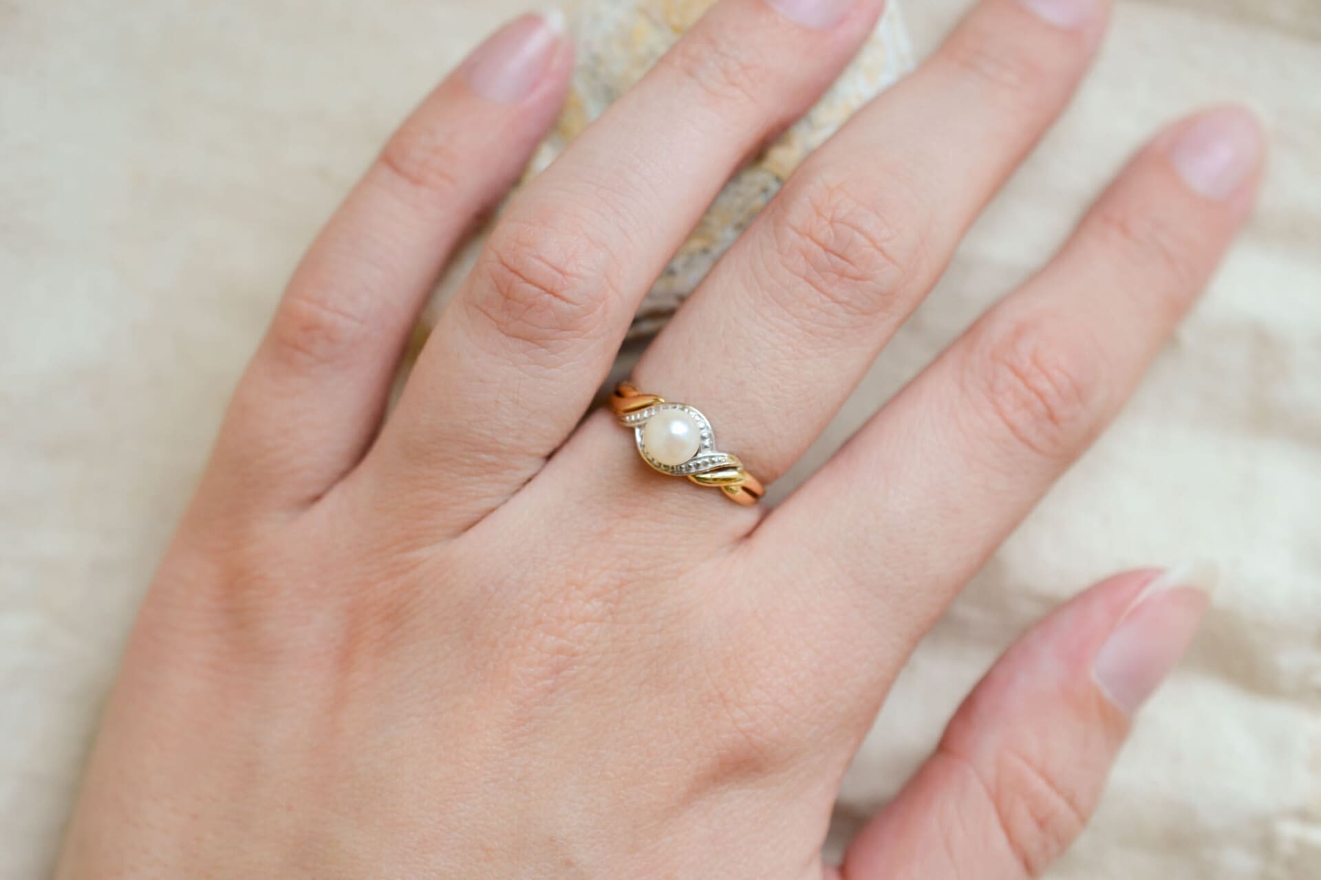 Bague Perle 2 Ors entrelacée