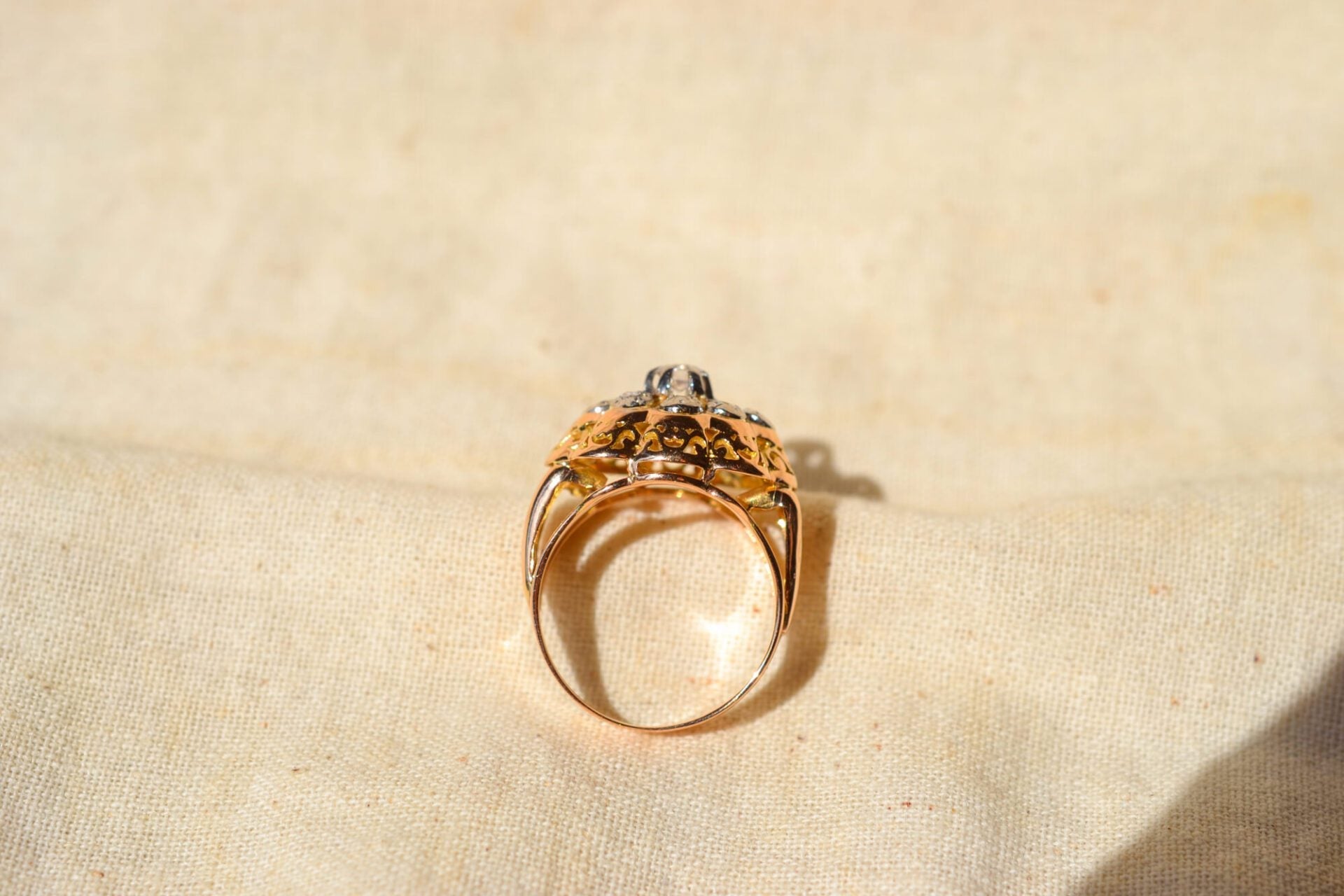 Bague Marguerite dôme Diamants 16K