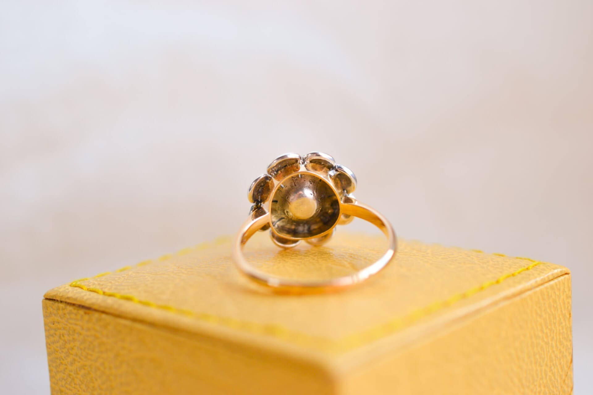 Bague fleur Marcassites et Perle
