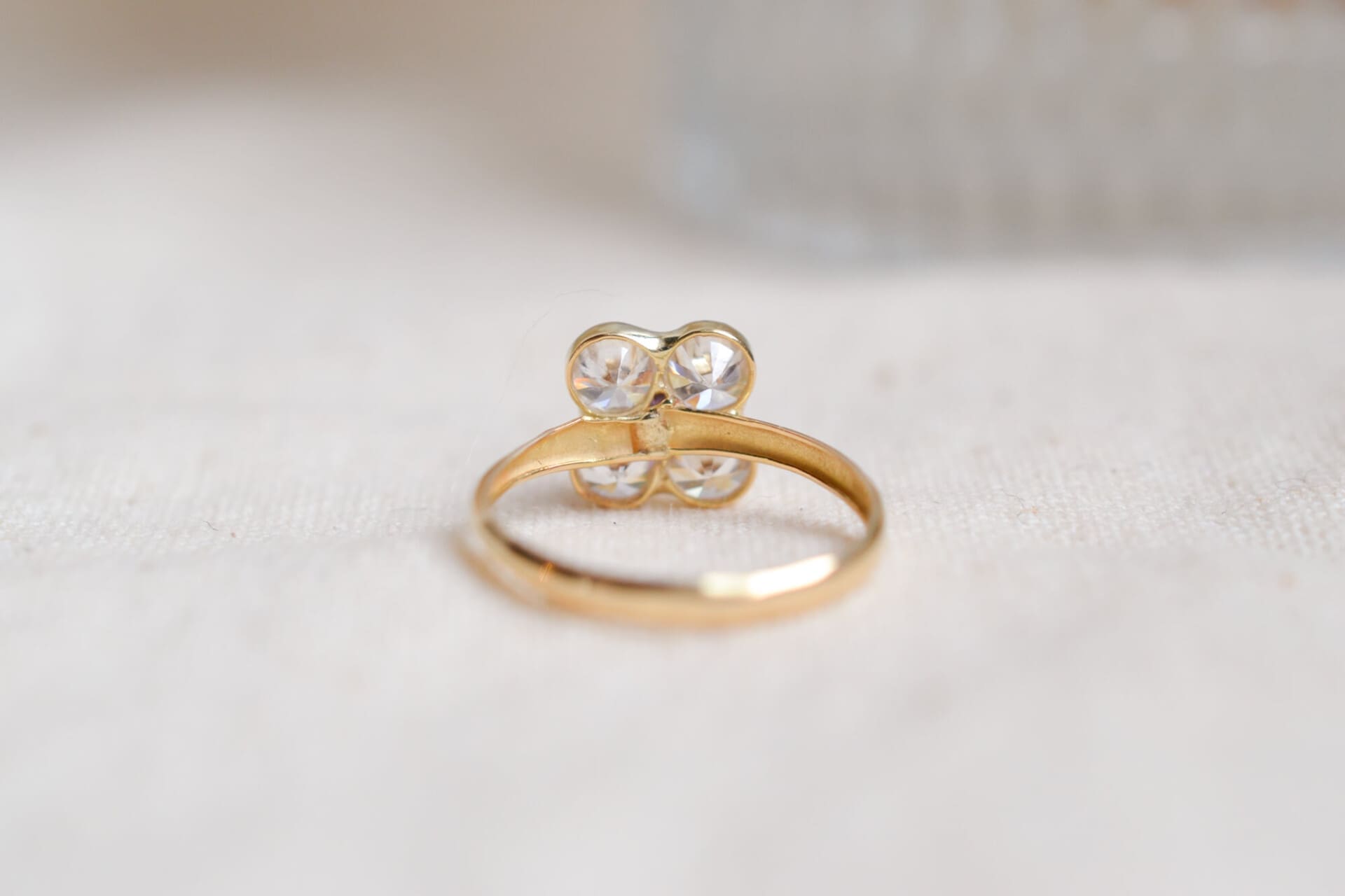Bague fleur Oxyde violet