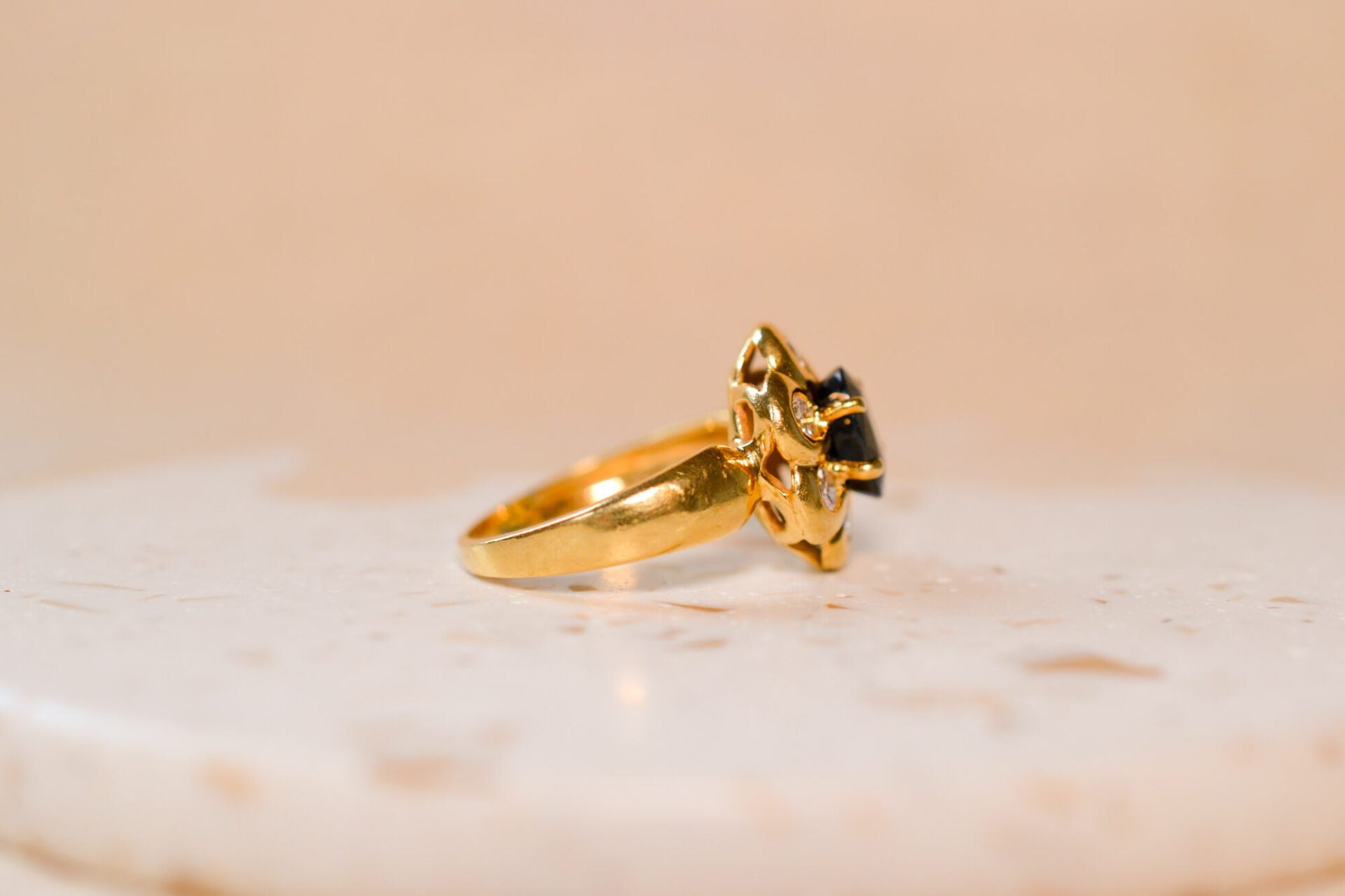 Bague fleur Saphir et Diamants