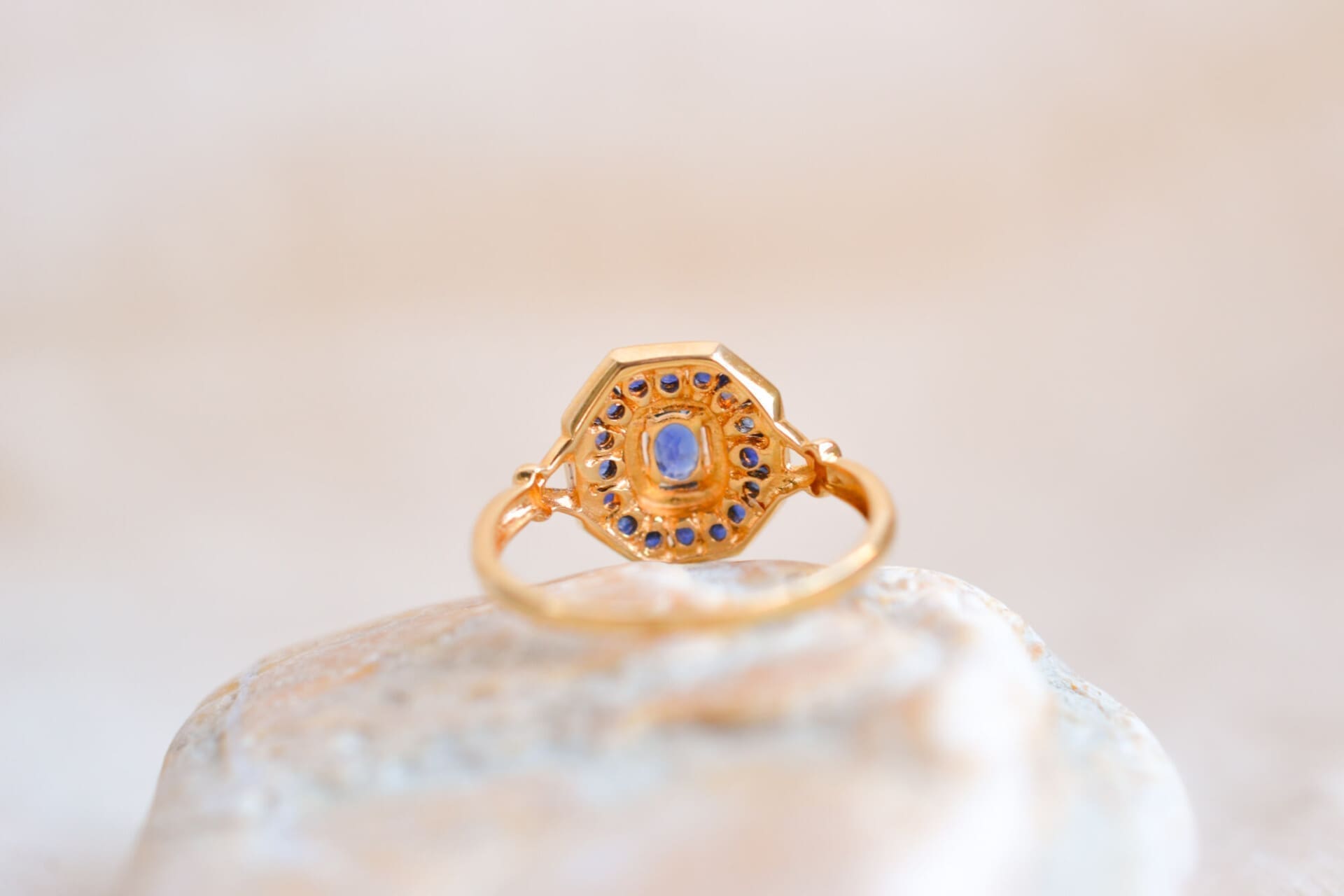 Bague octogonale 2 Ors Saphirs