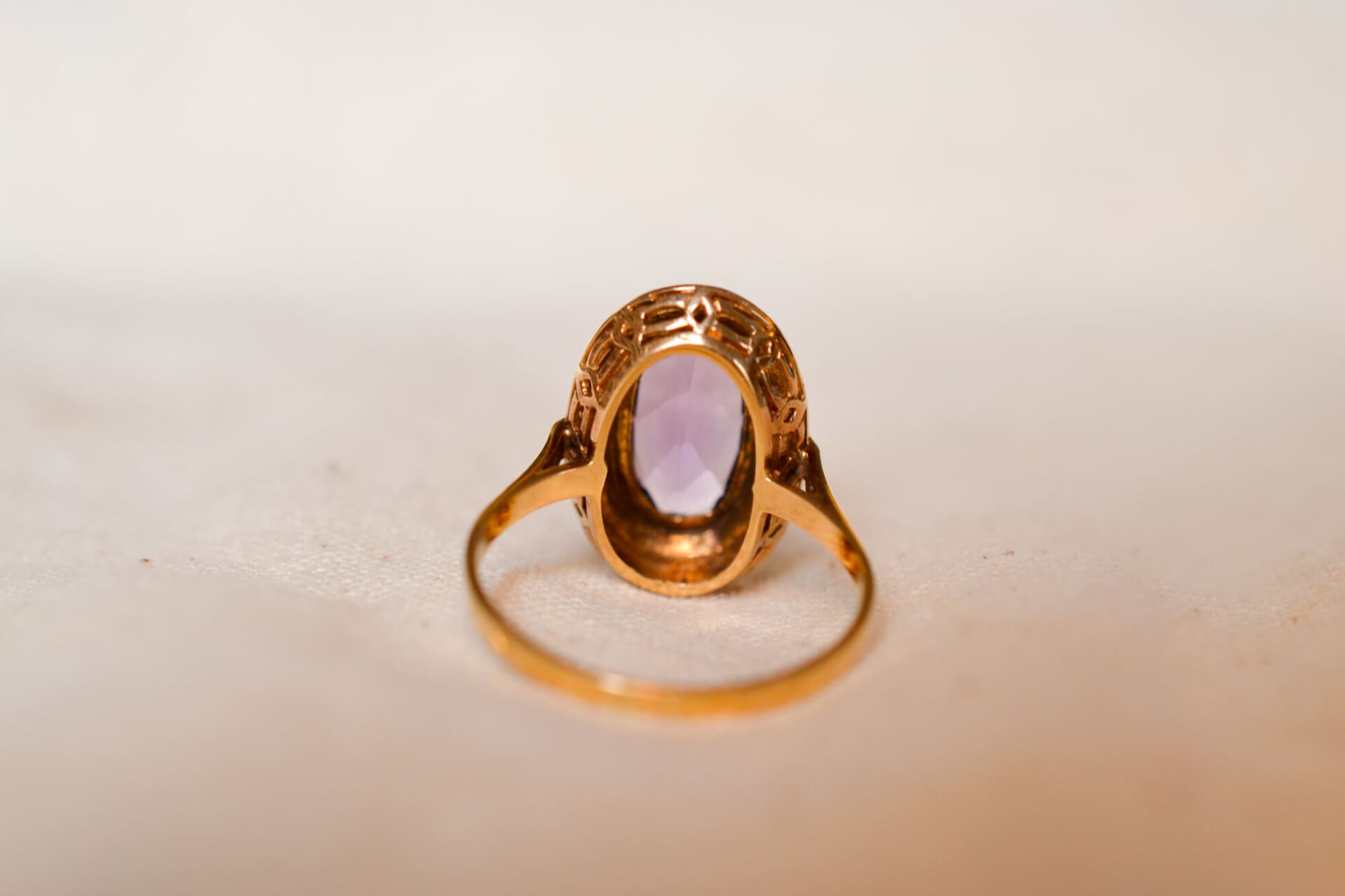 Bague ovale Améthyste sertie clos