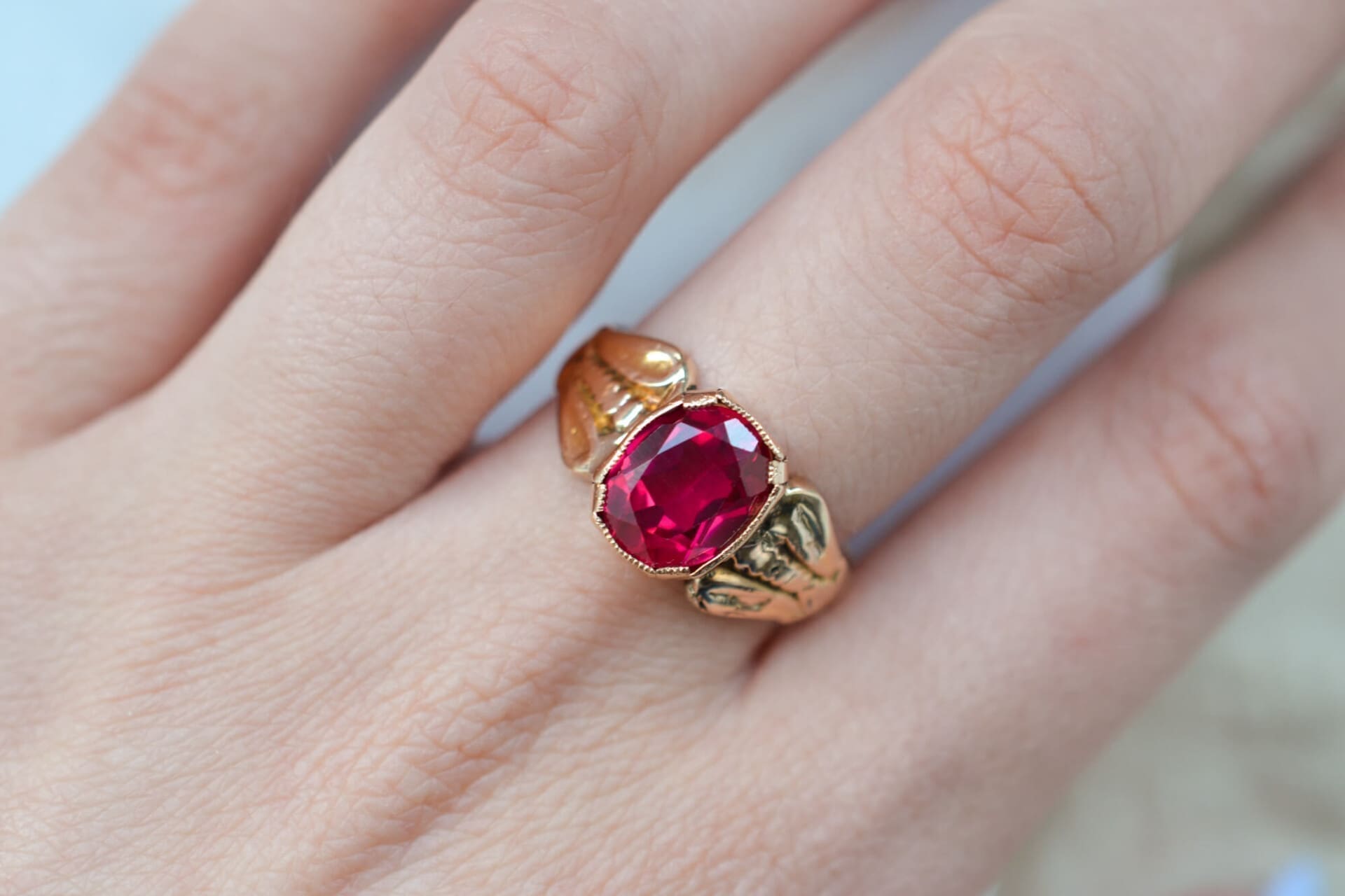 Bague style Art Déco Rubis synthétique