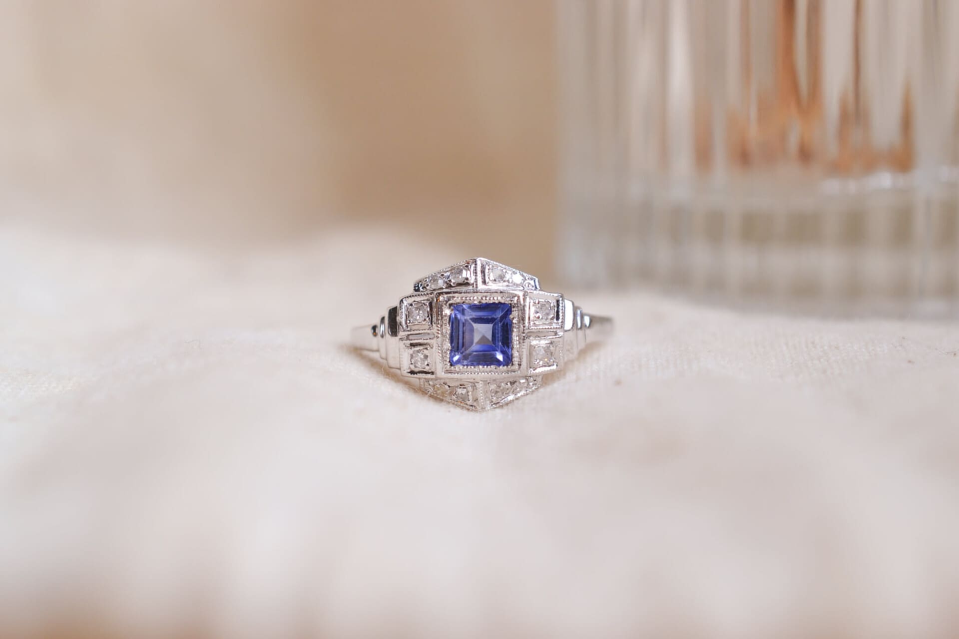 Bague style Art Déco Saphir et Diamants