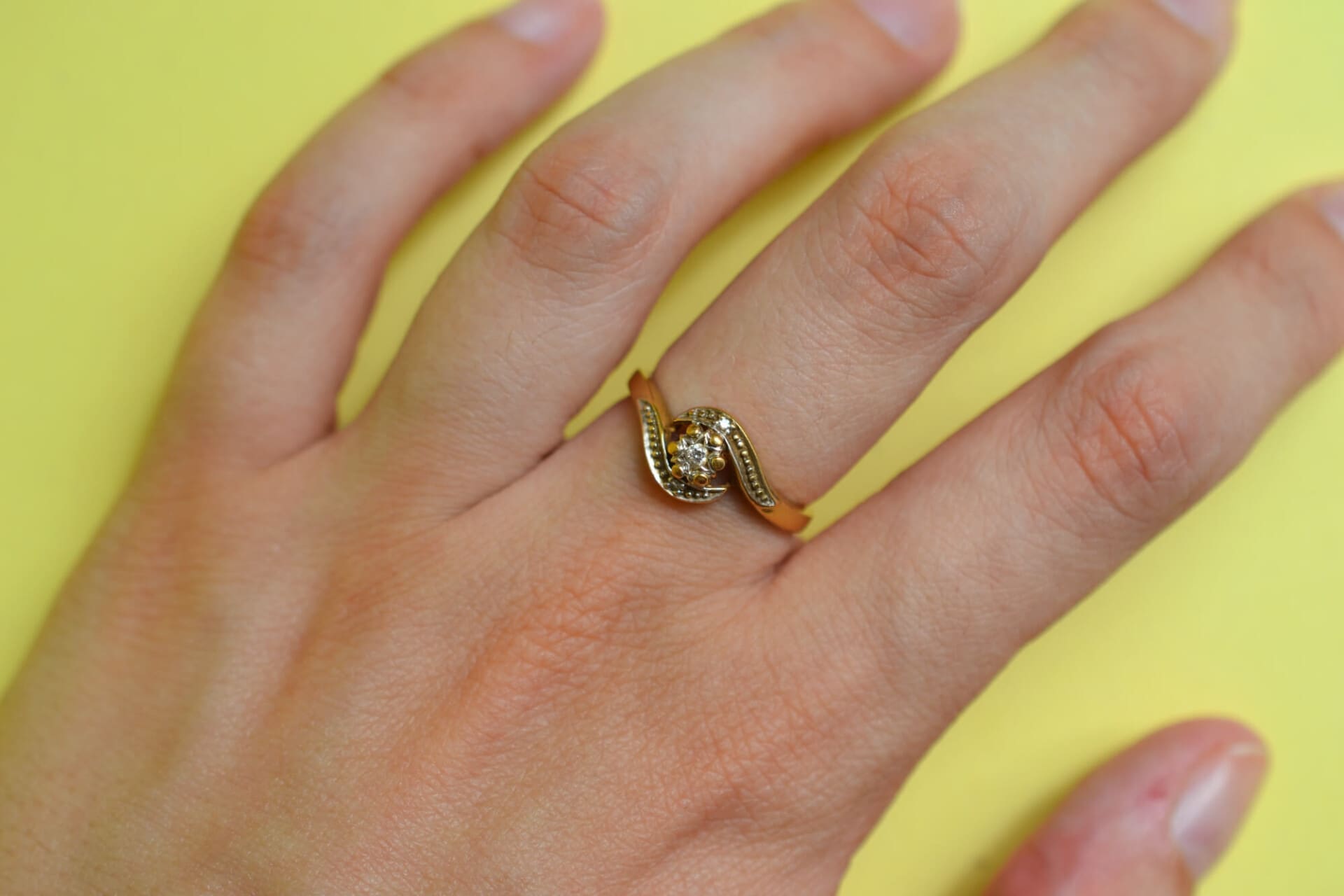 Bague tourbillon fleur Diamants