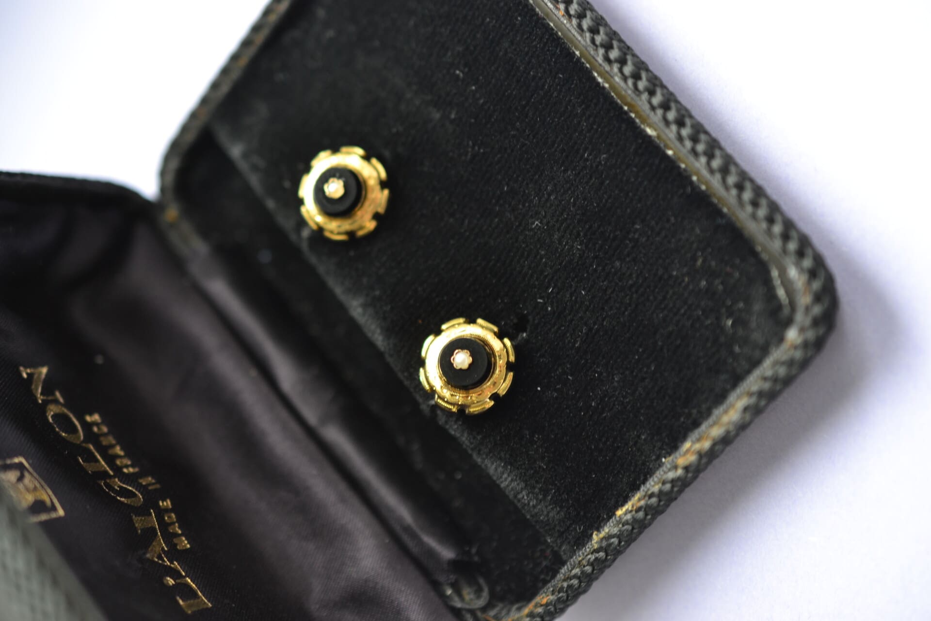 Clous d'oreilles Napoléon III Onyx et perles