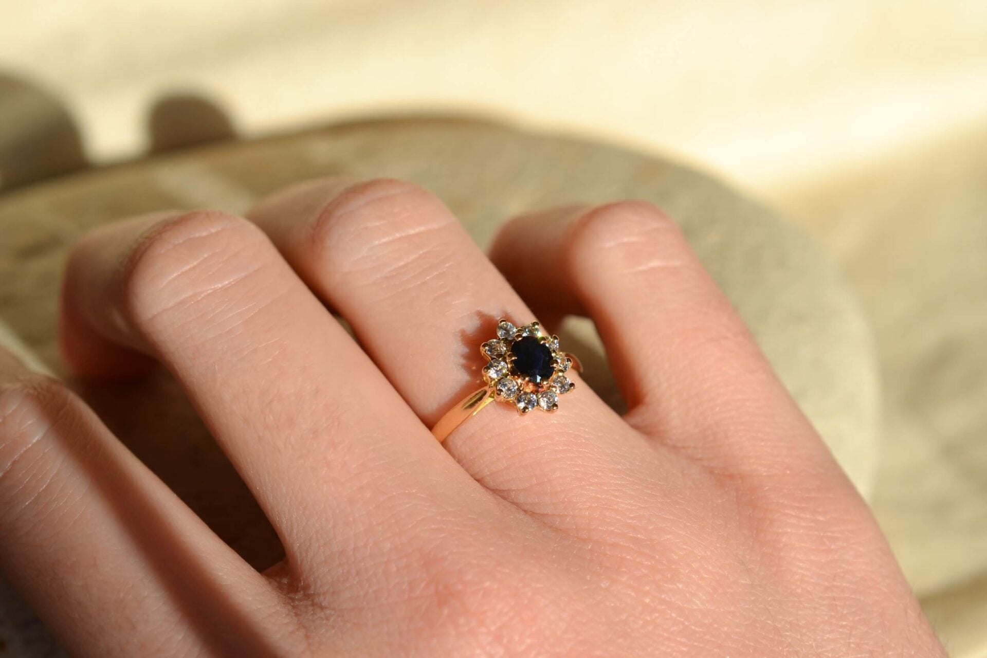 Bague Marguerite Saphir Oxydes