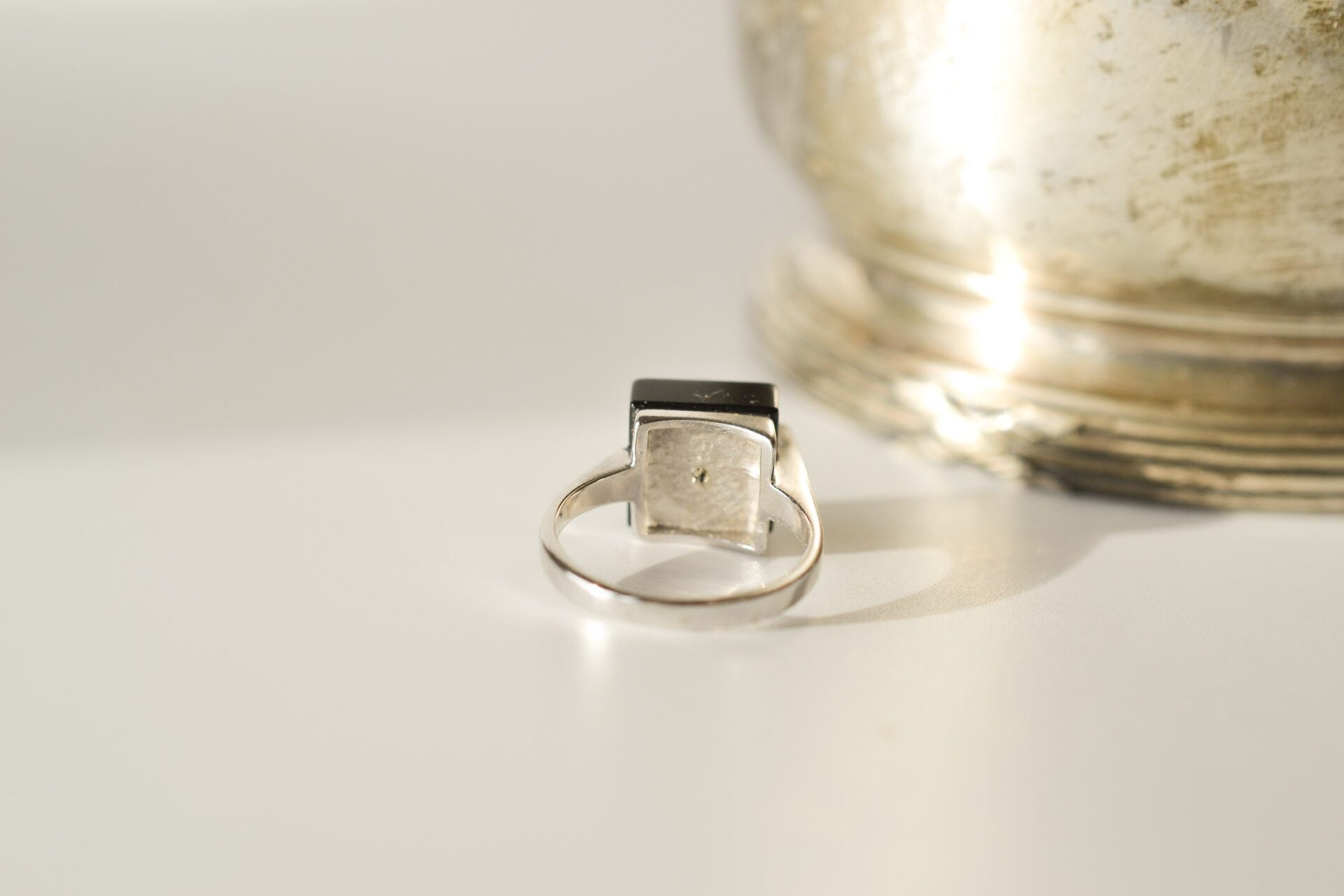 Bague Art Déco Onyx et Diamant