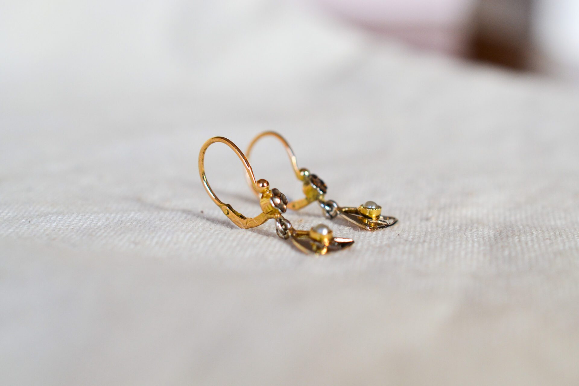 Dormeuses 2 Ors demi perles