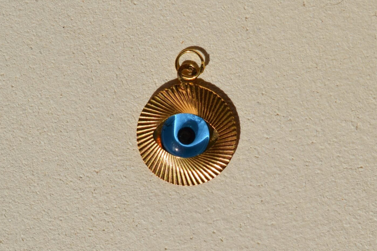 Pendentif oeil protecteur