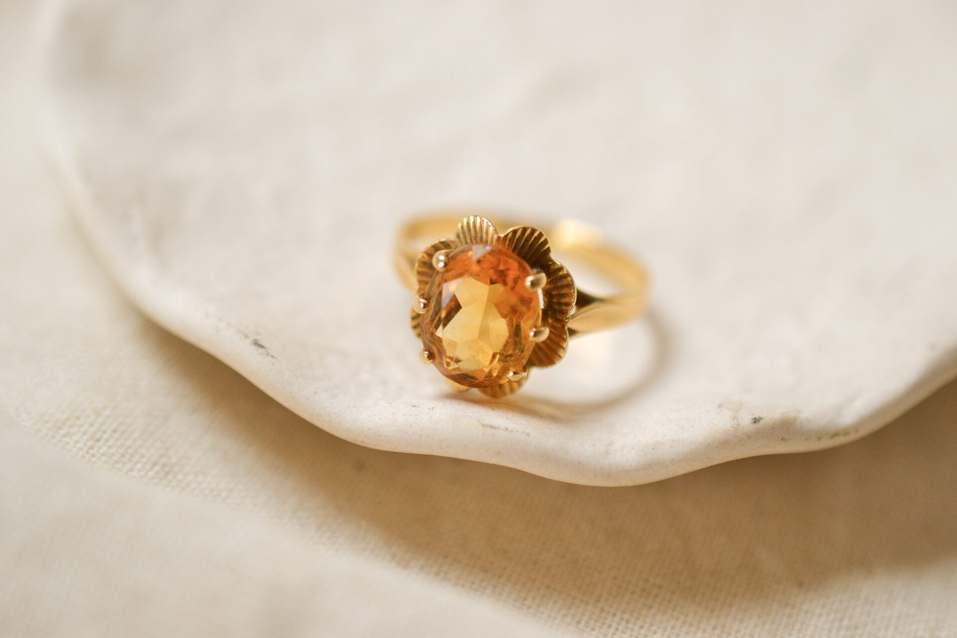 Bague Cocktail Citrine tête de Bague Fleur