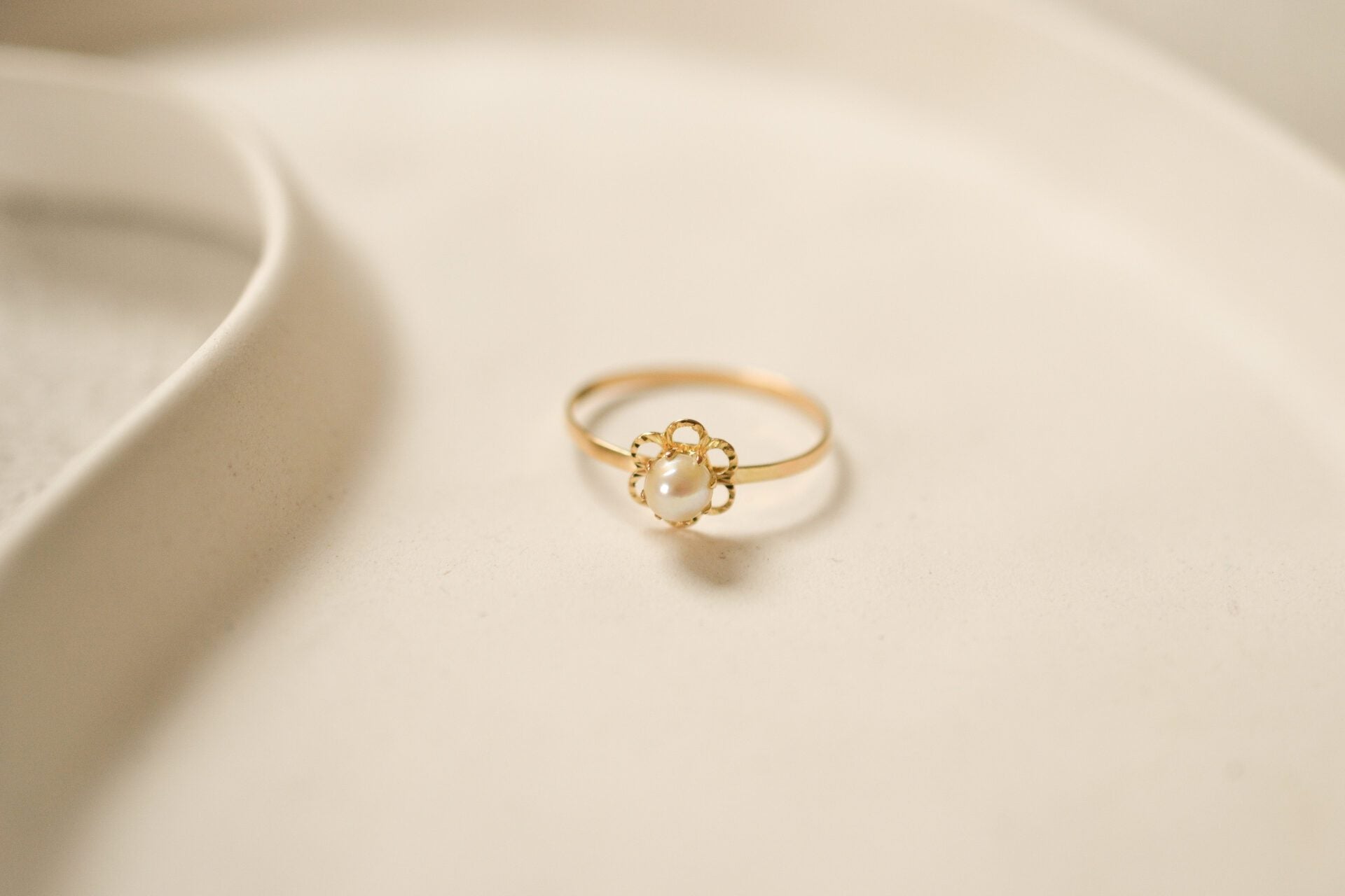 Bague fleur Perle