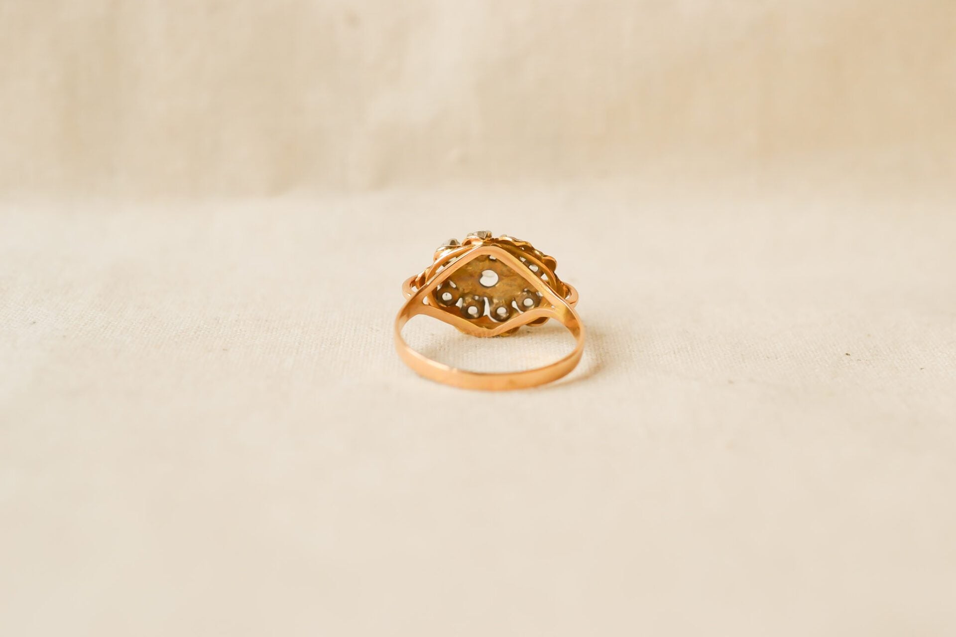 Bague Vintage années 50 saphirs blancs