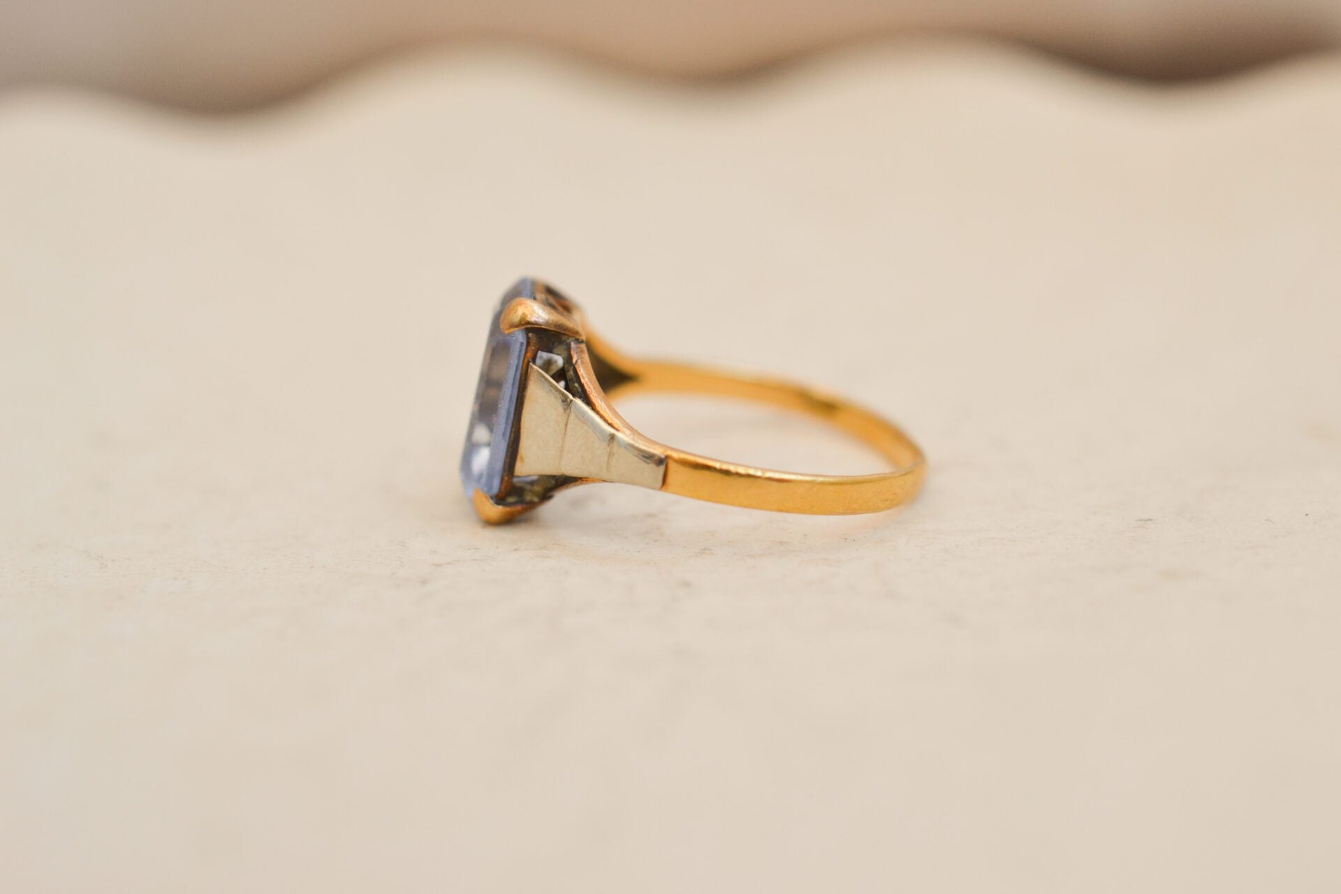 Bague Spinelle synthétique Verneuil taille émeraude