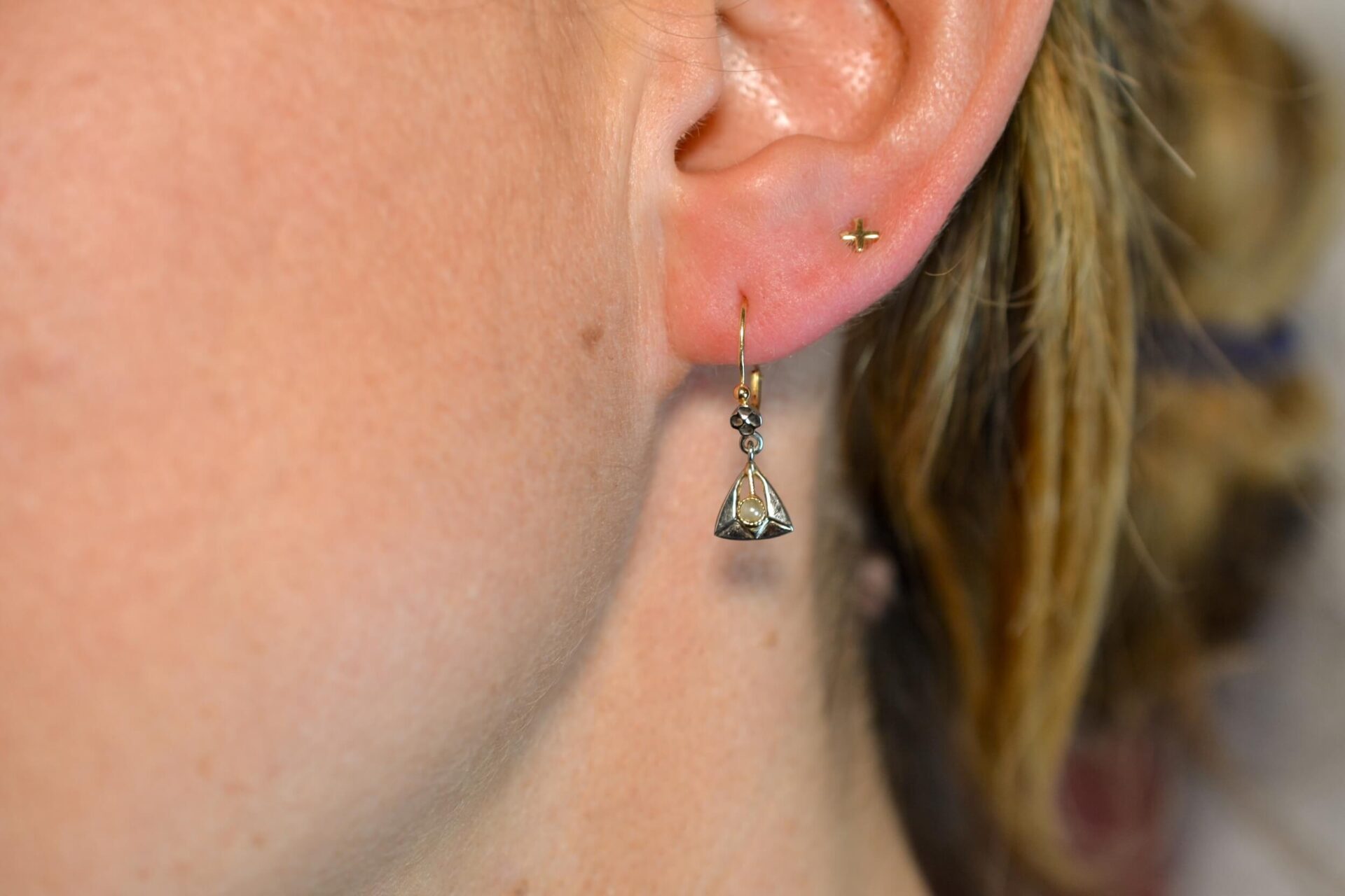 Dormeuses 2 Ors demi perles