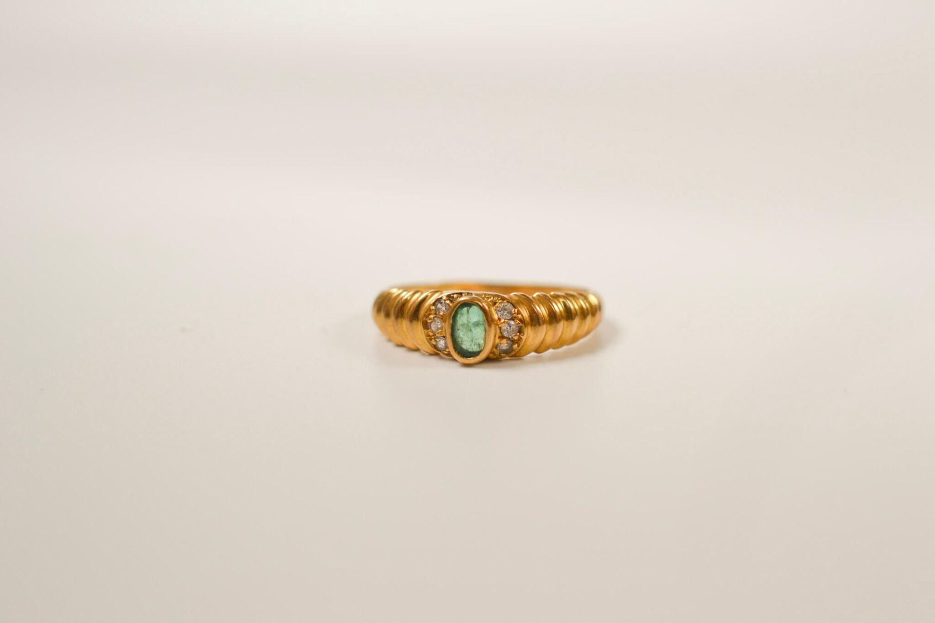 Bague Jonc Émeraude