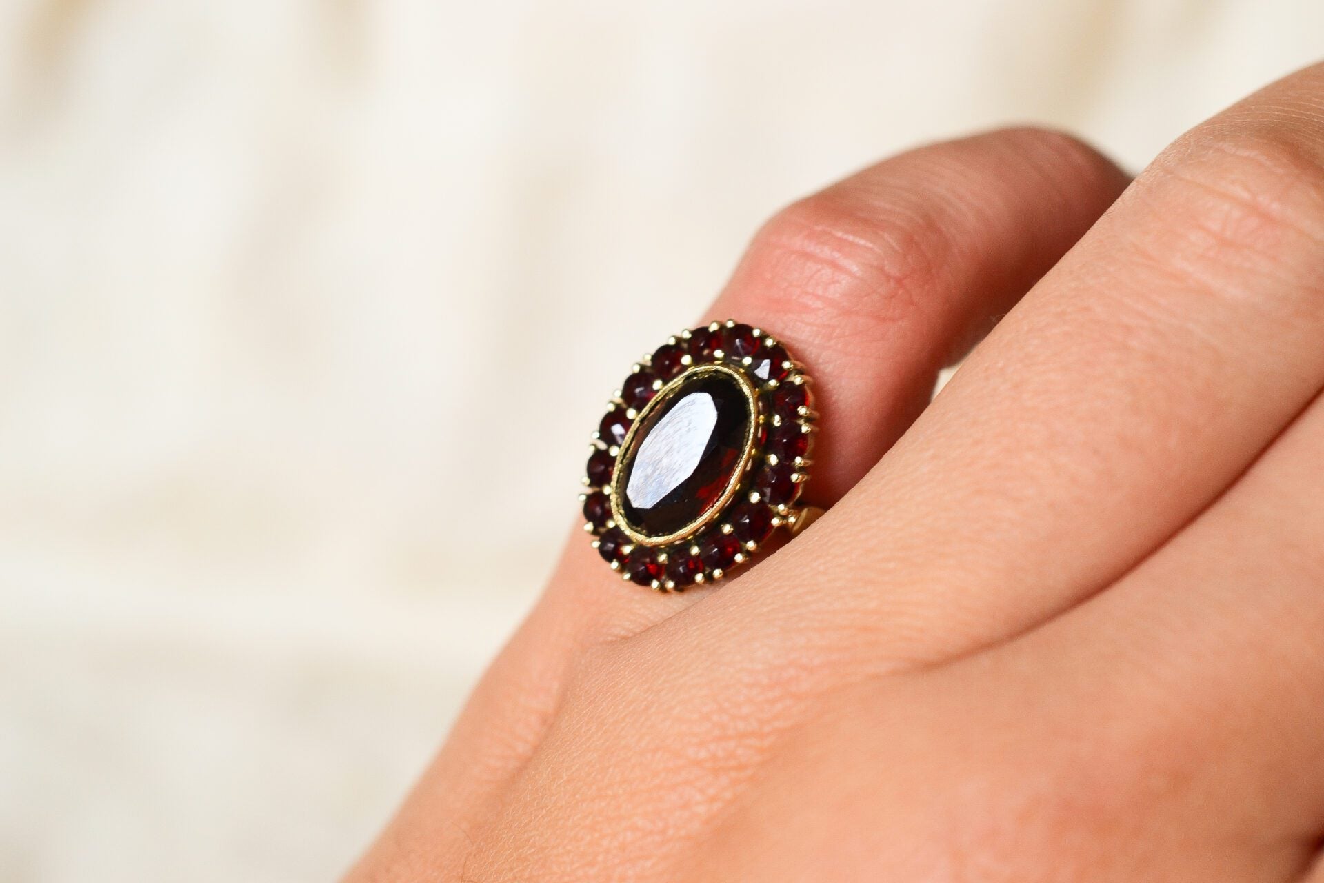 Bague Or Jaune et Grenats