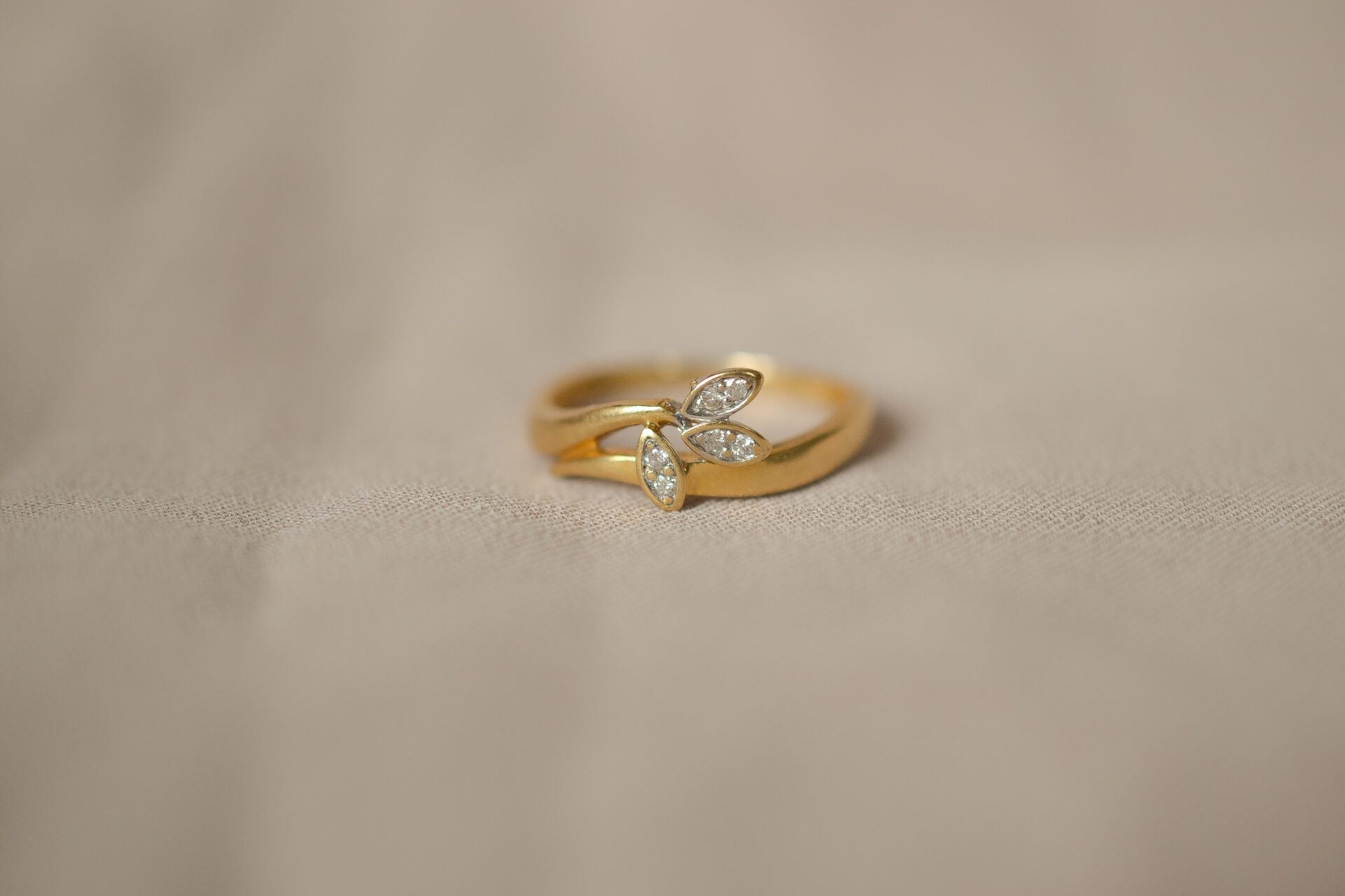 Bague Art Nouveau Or Jaune et Diamants
